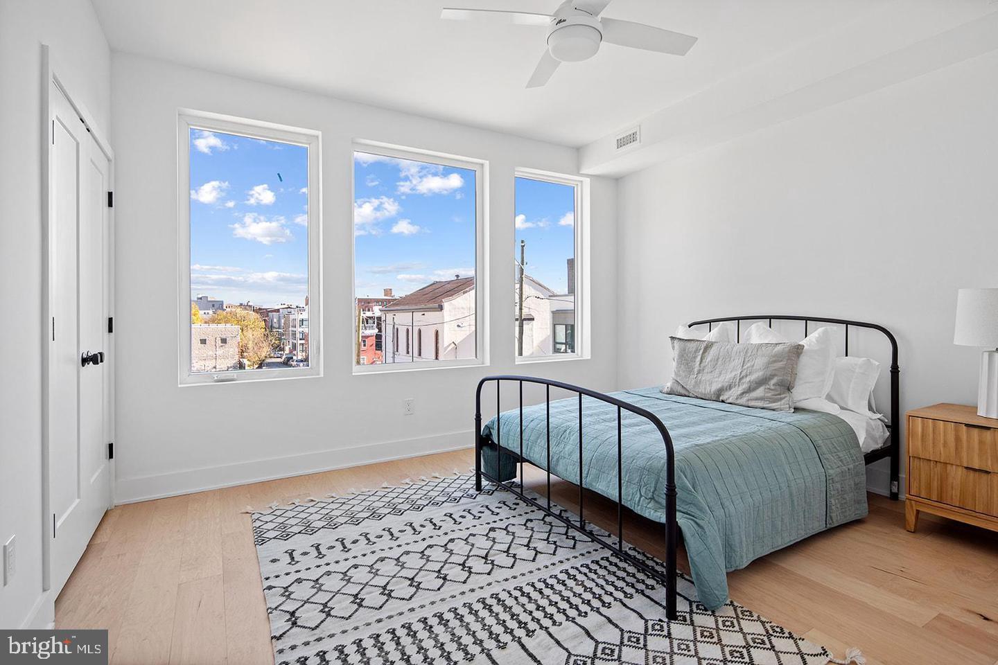 OLDE KENSINGTON - Residential