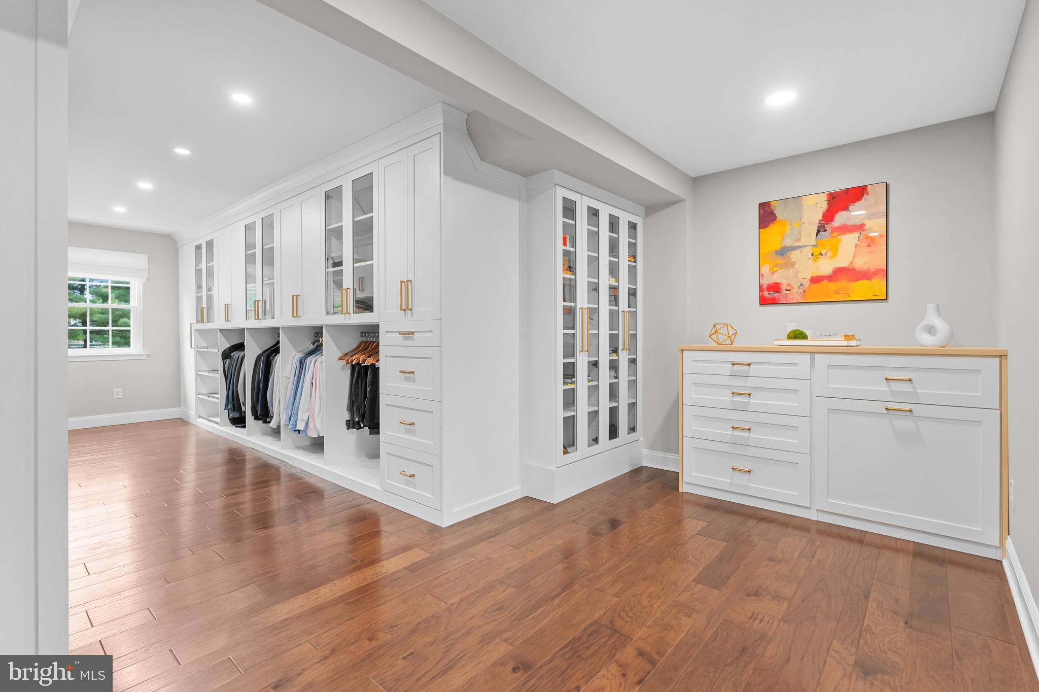 FOX HUNT ESTS - Residential