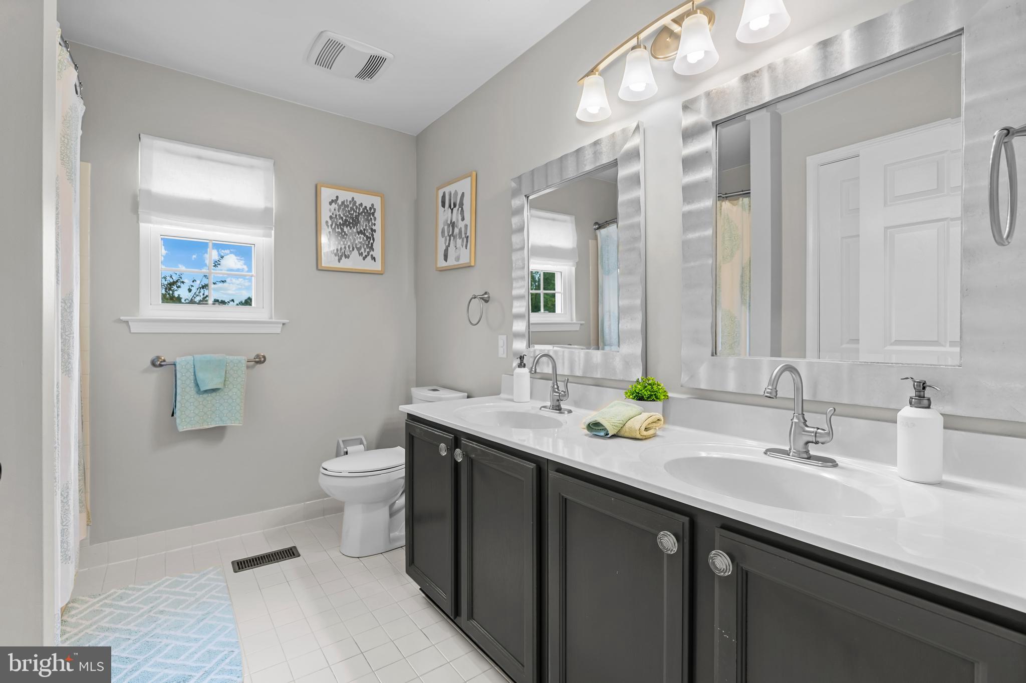 FOX HUNT ESTS - Residential