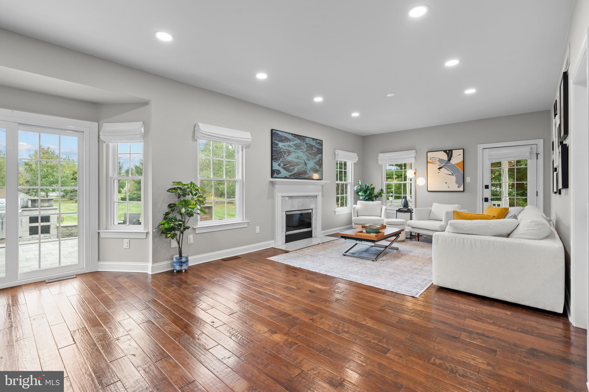 FOX HUNT ESTS - Residential