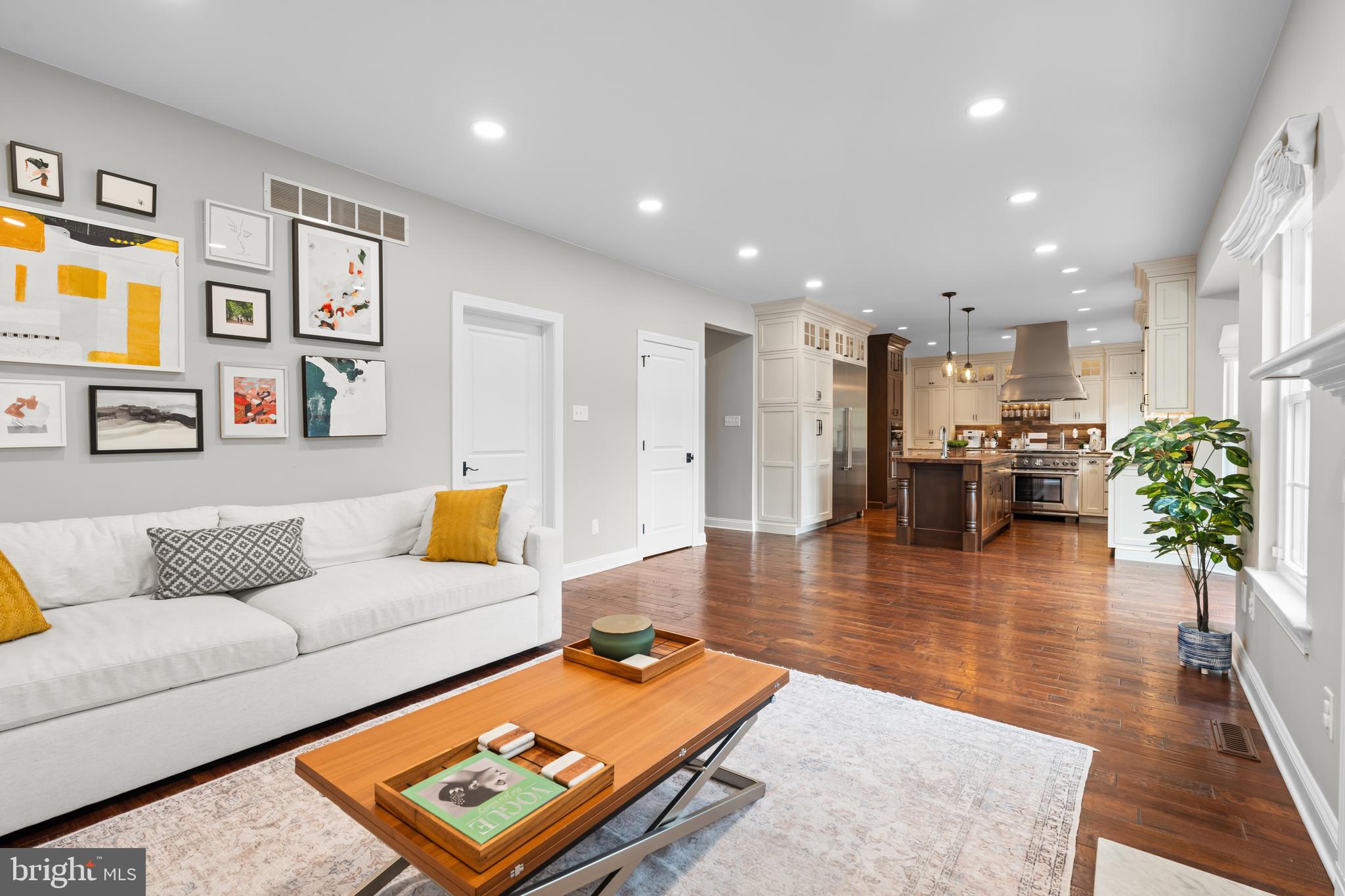 FOX HUNT ESTS - Residential