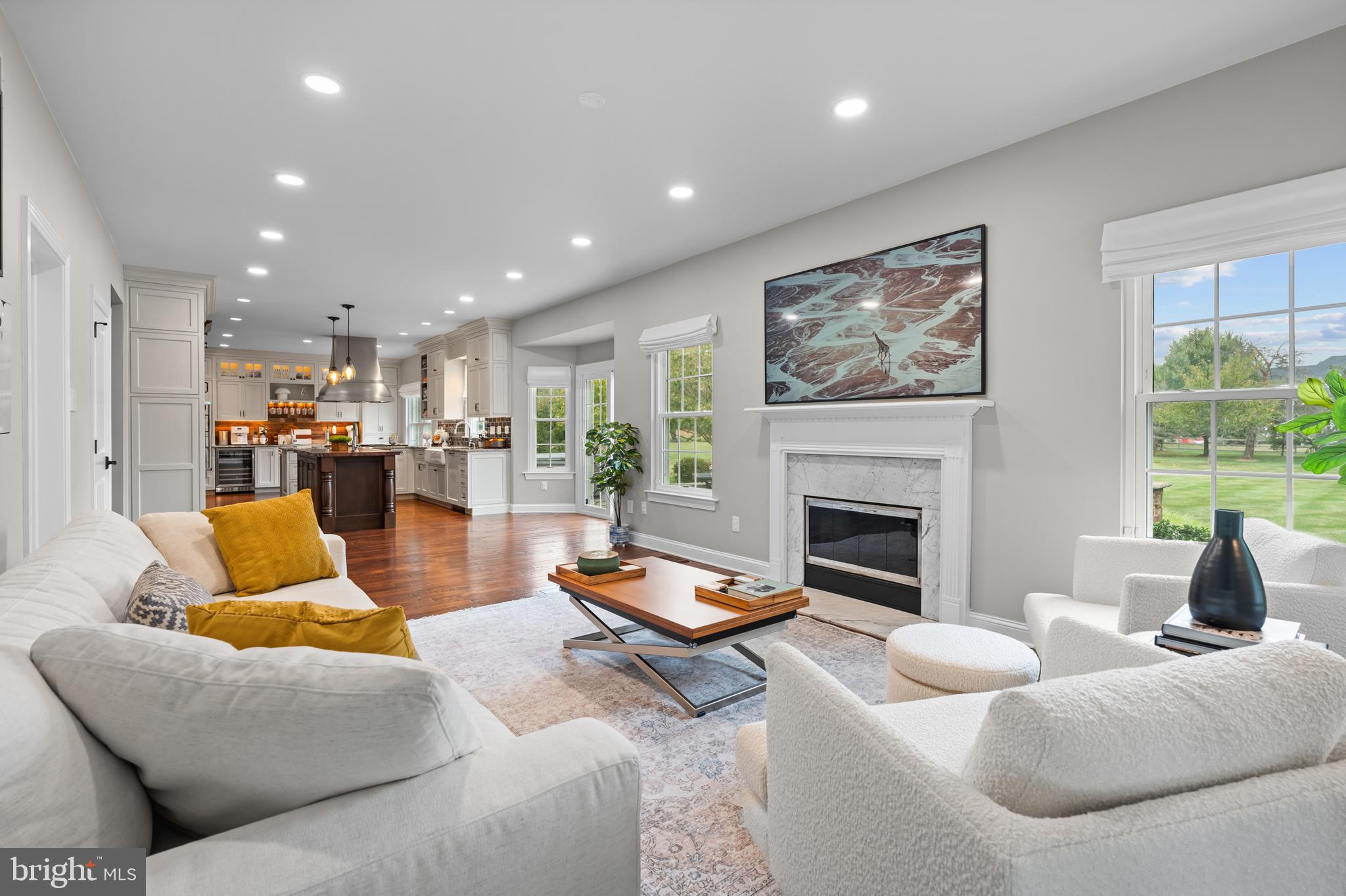 FOX HUNT ESTS - Residential