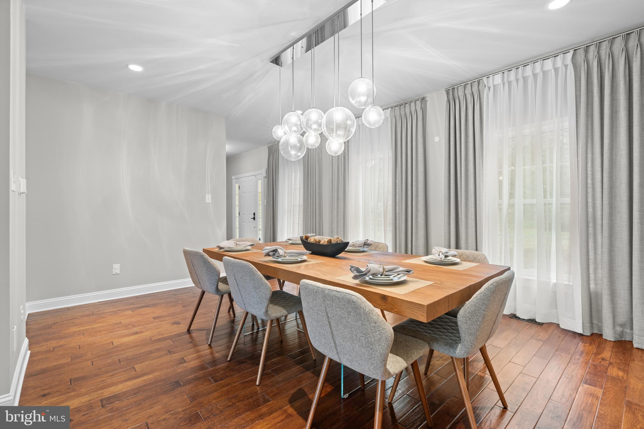 FOX HUNT ESTS - Residential