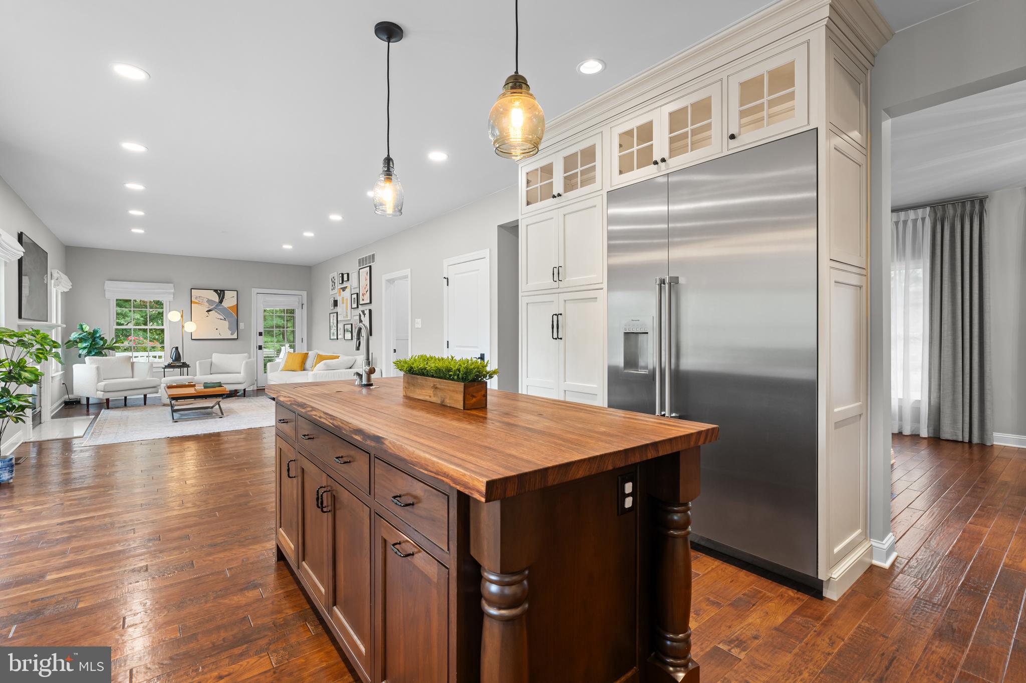 FOX HUNT ESTS - Residential