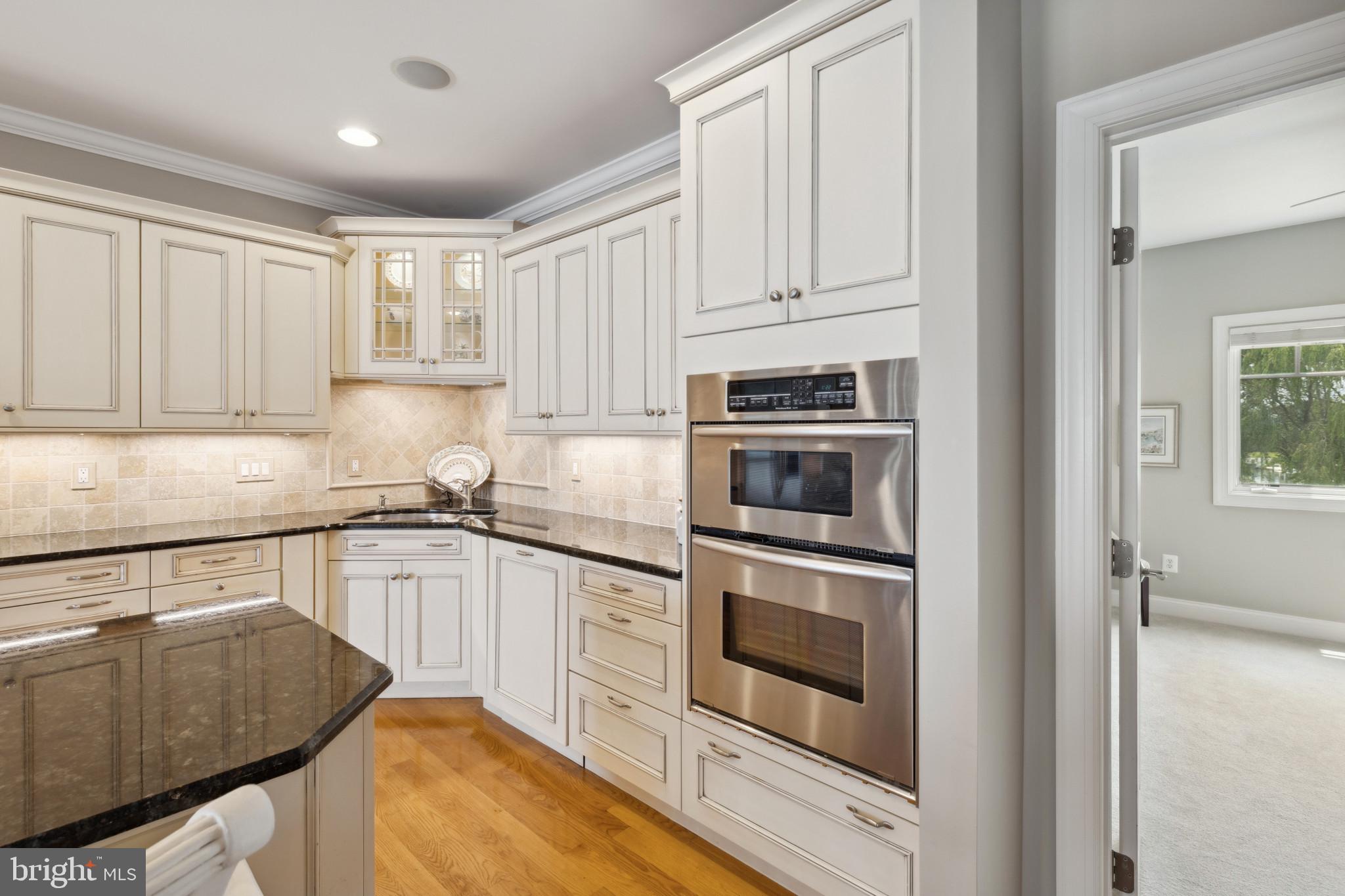 NARROWS POINTE - Residential