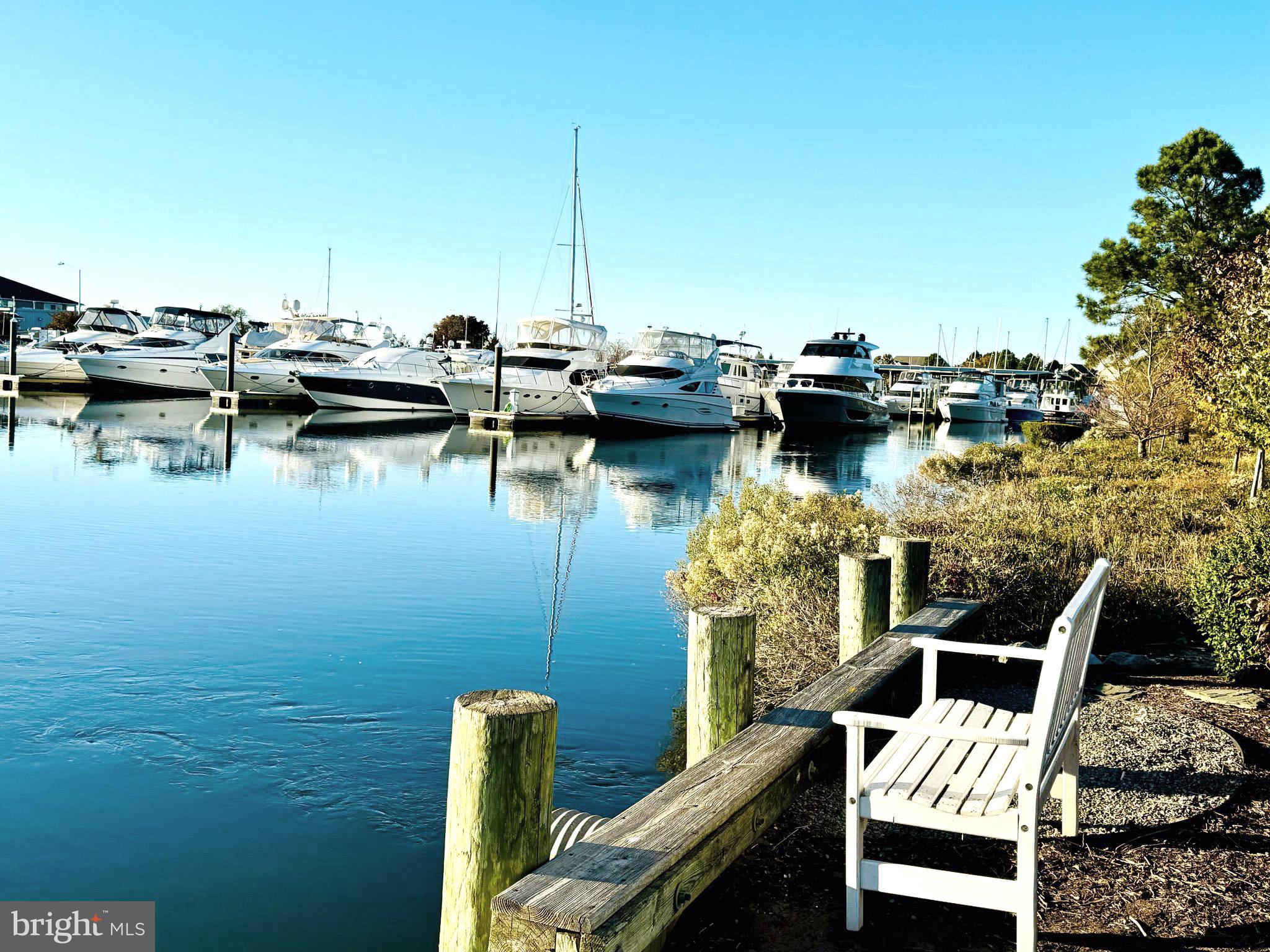 NARROWS POINTE - Residential