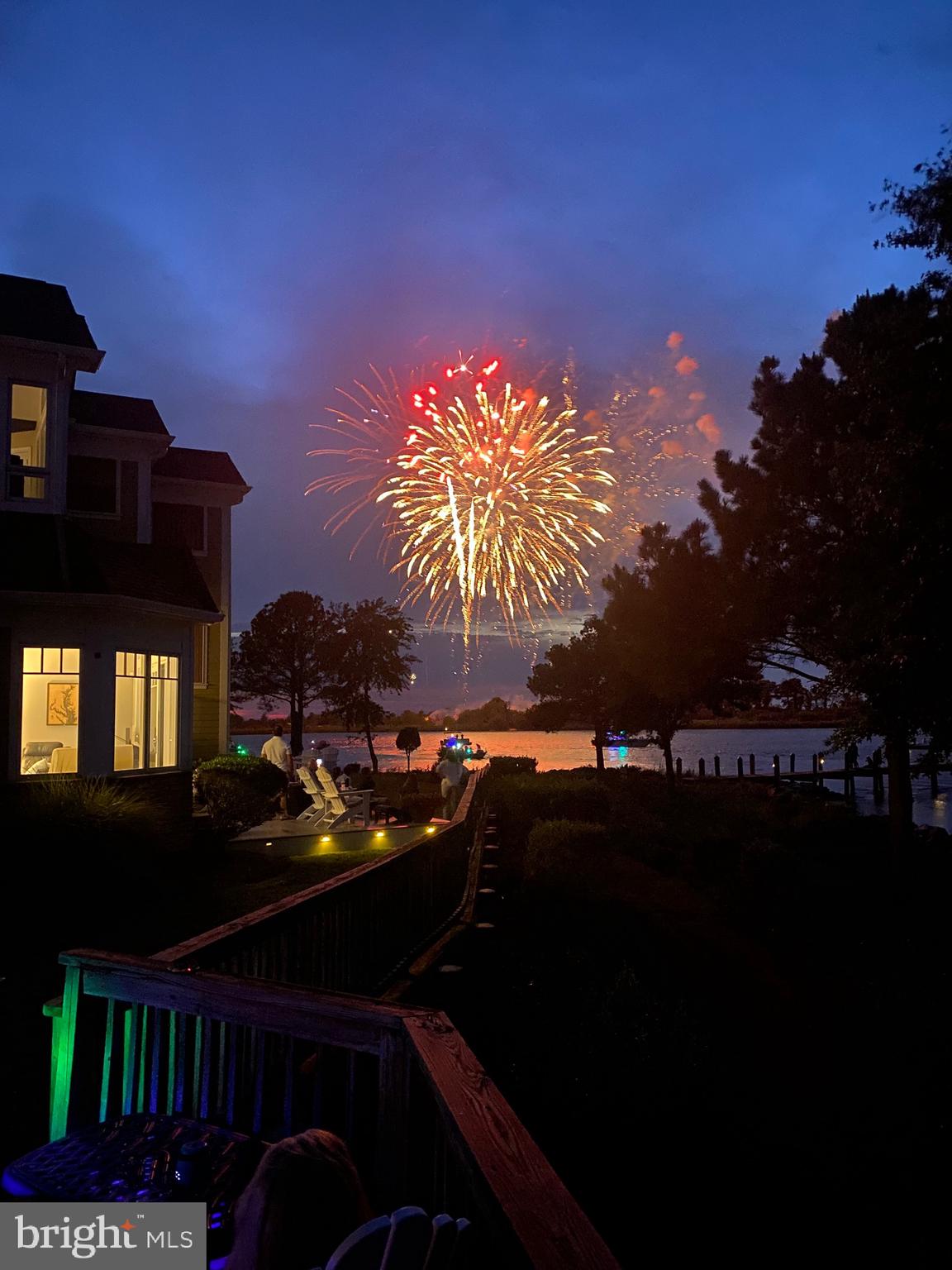 NARROWS POINTE - Residential