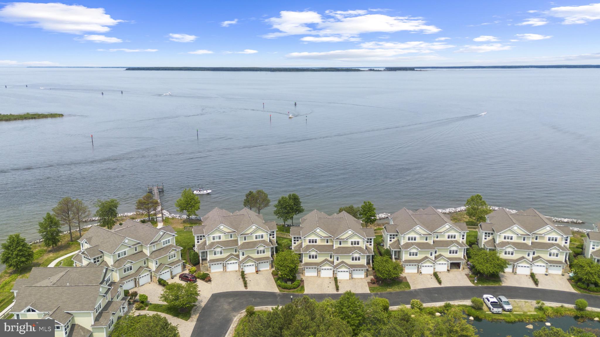NARROWS POINTE - Residential