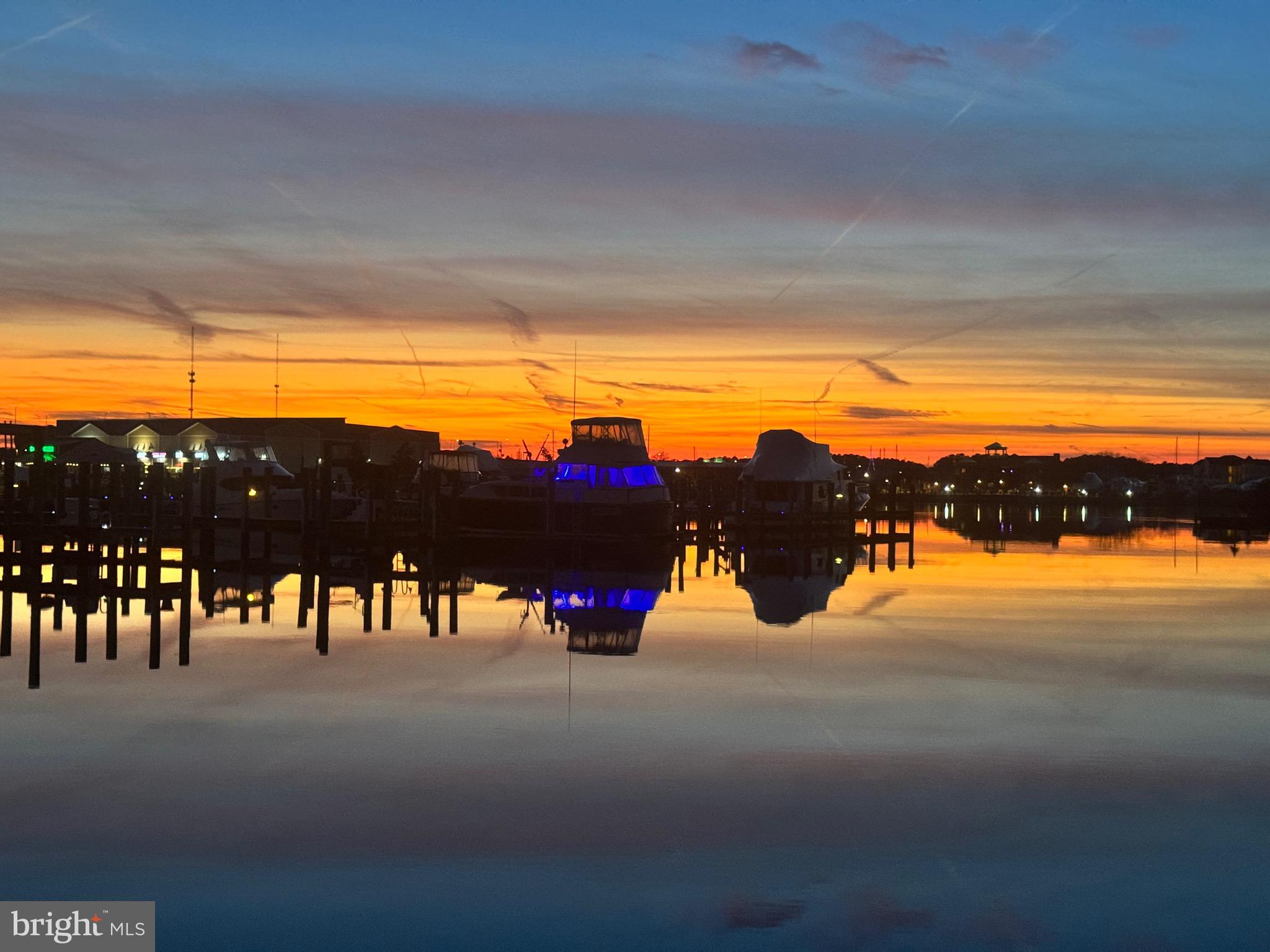NARROWS POINTE - Residential