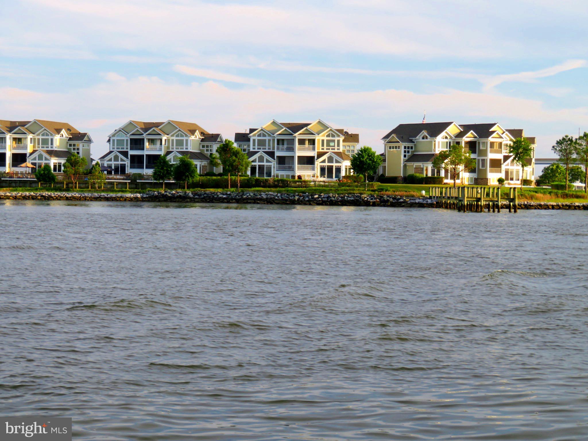 NARROWS POINTE - Residential
