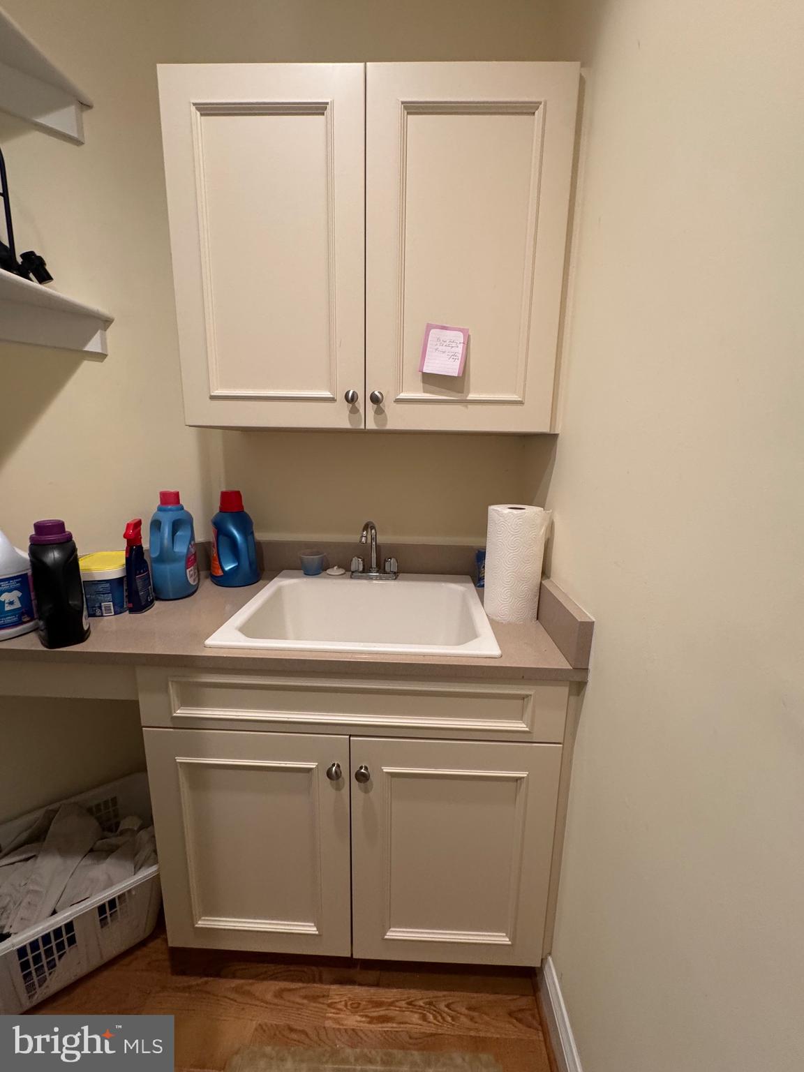 NARROWS POINTE - Residential