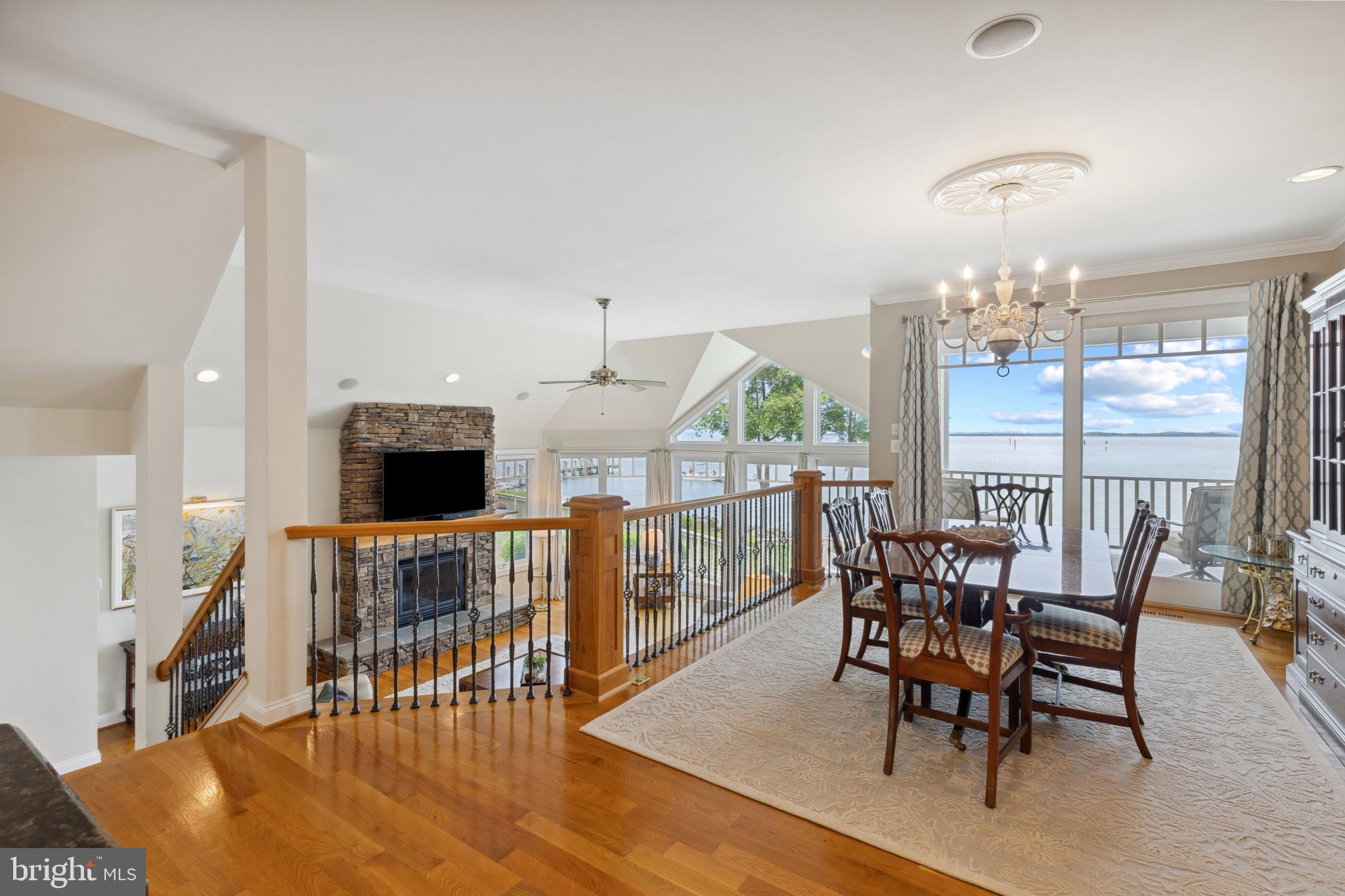 NARROWS POINTE - Residential