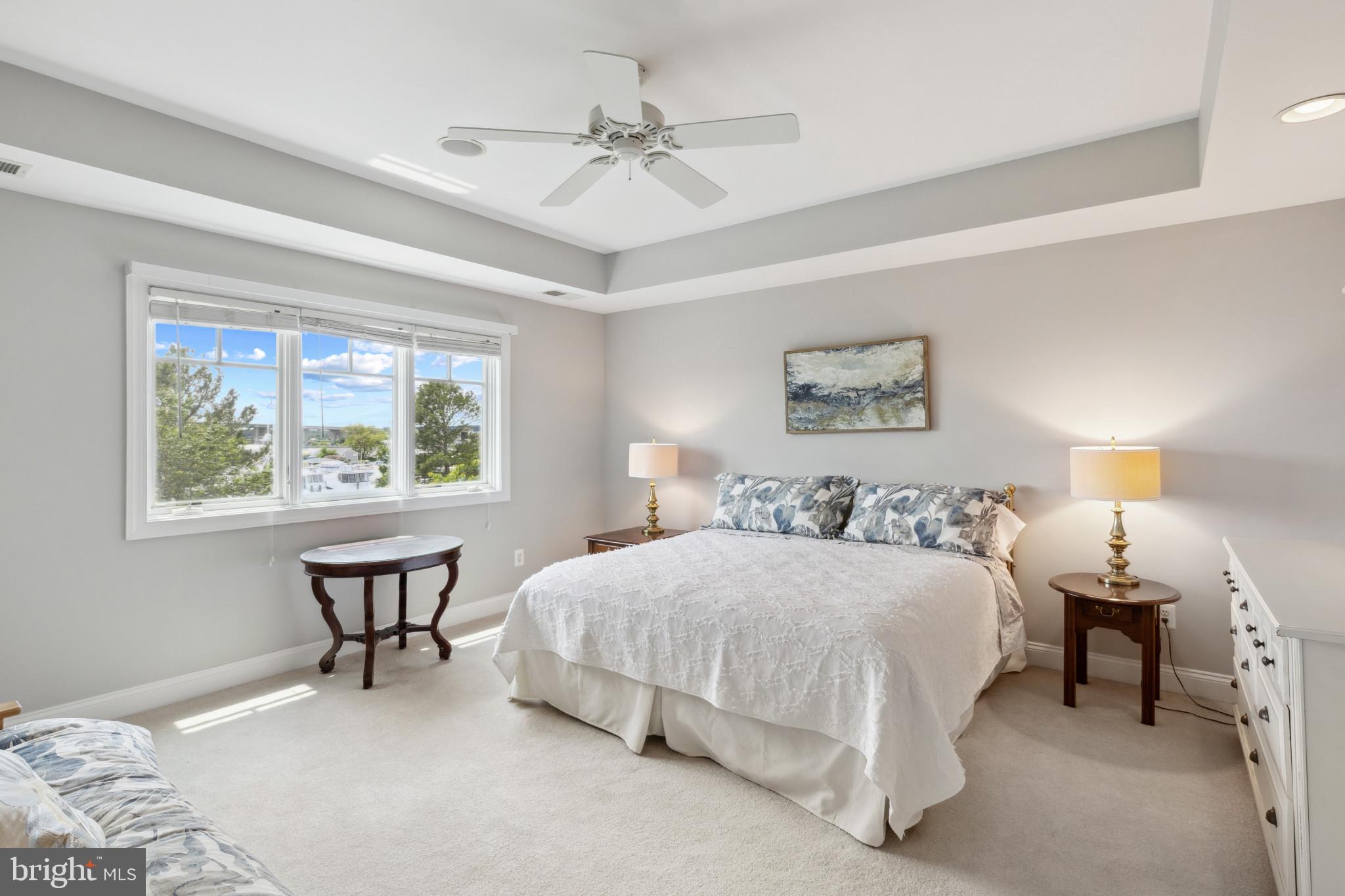 NARROWS POINTE - Residential