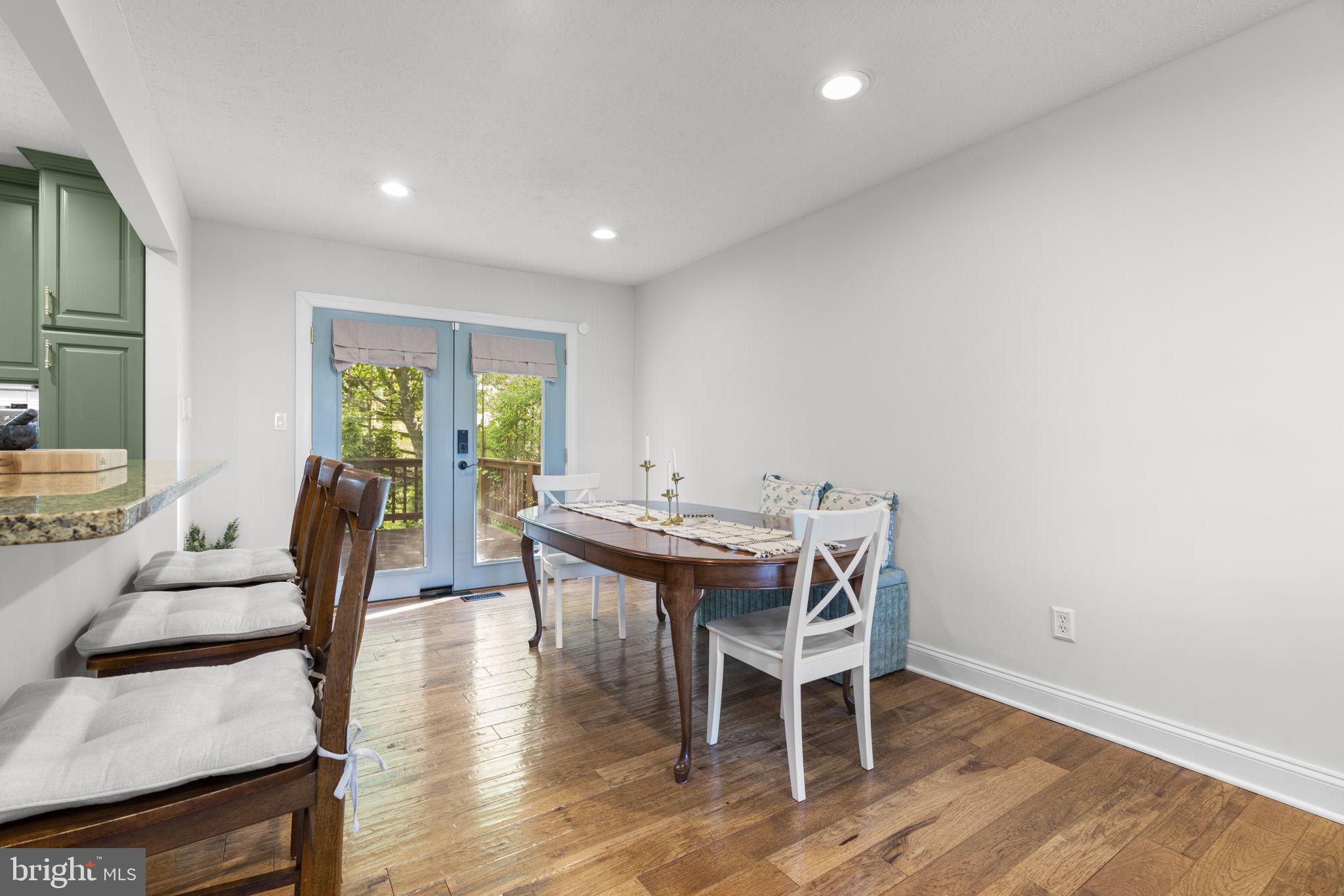 CANBURY WOODS - Residential
