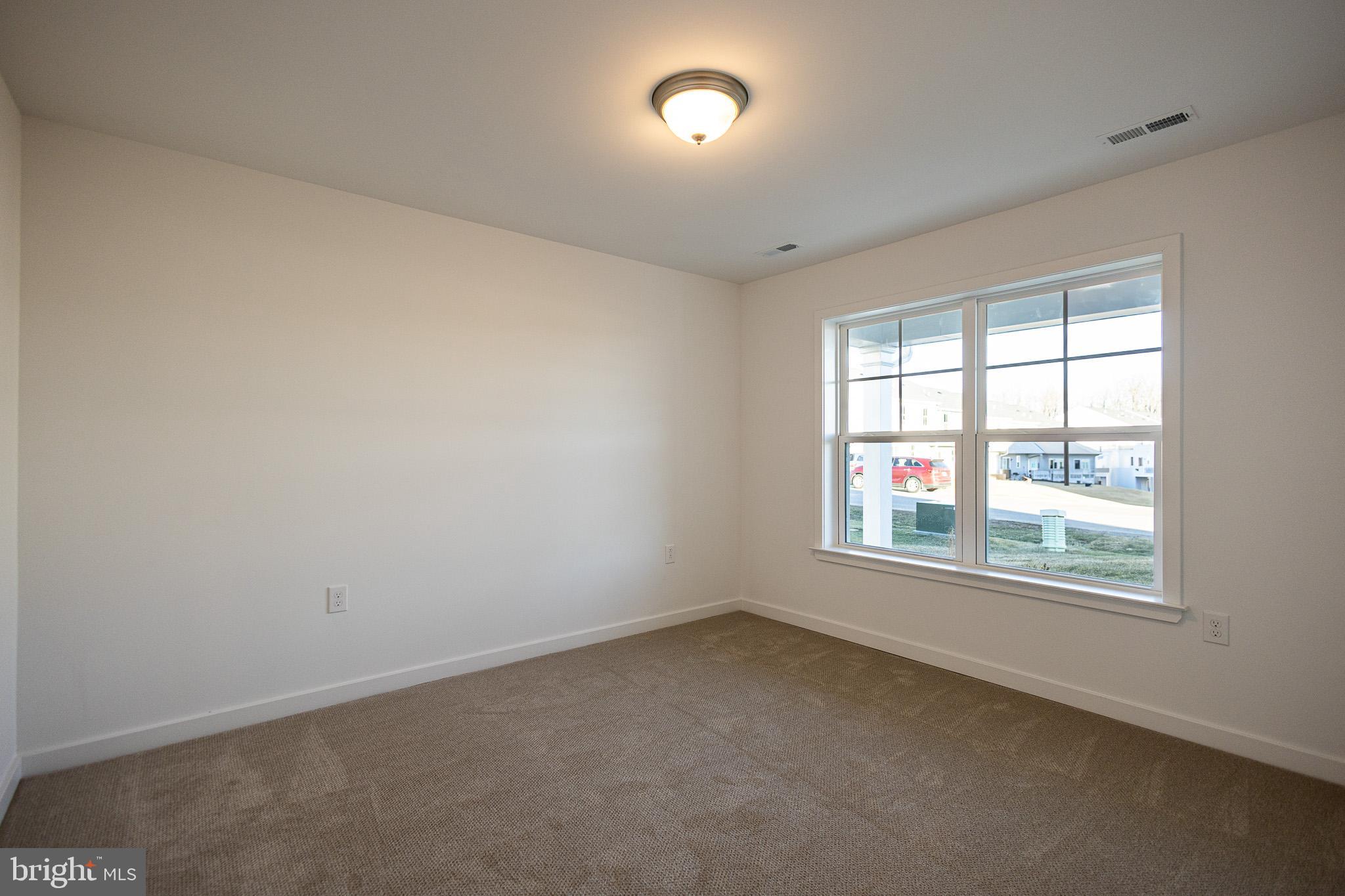 CARDINAL POINTE - Residential