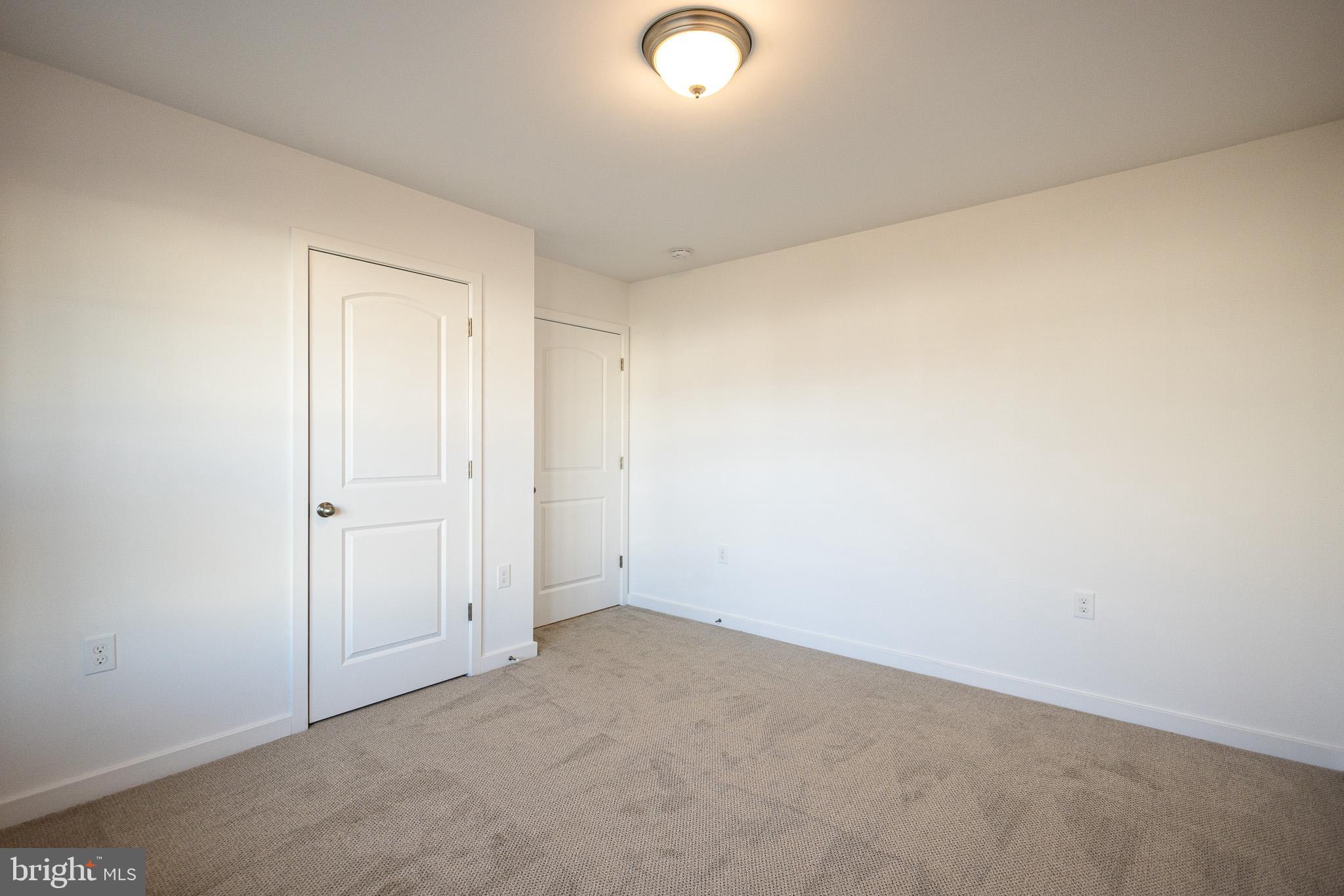 CARDINAL POINTE - Residential