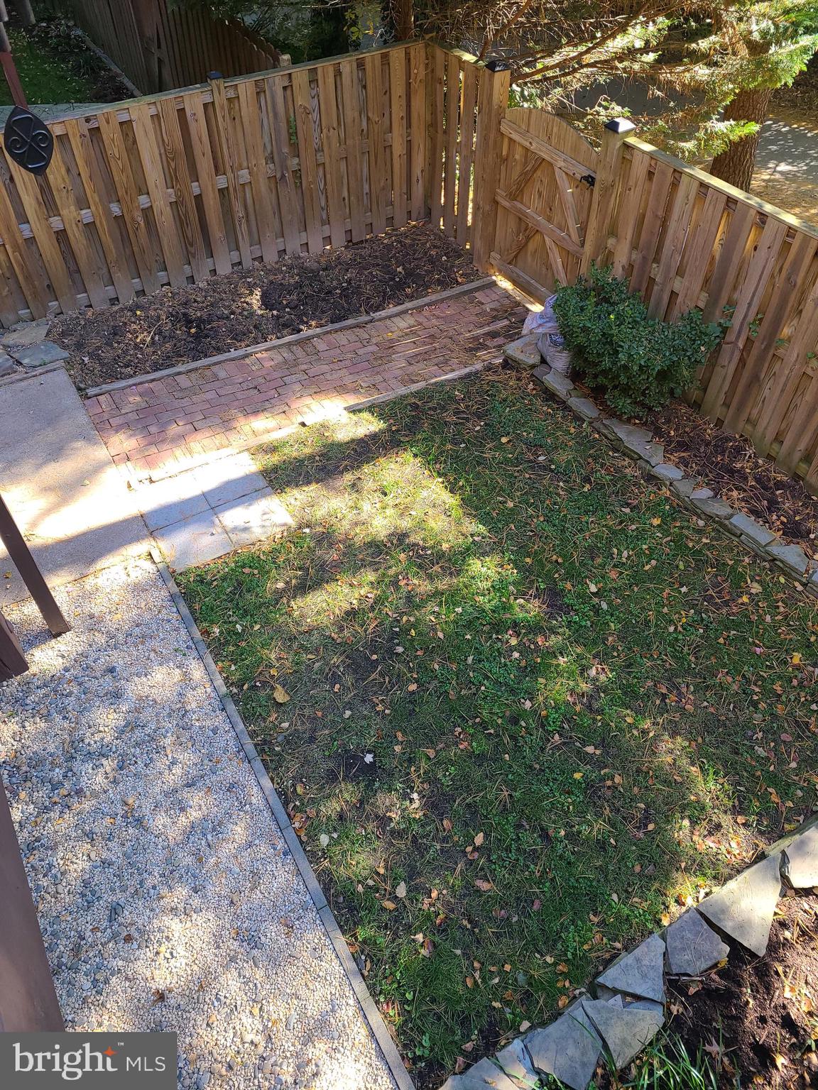 RESTON - Residential Lease