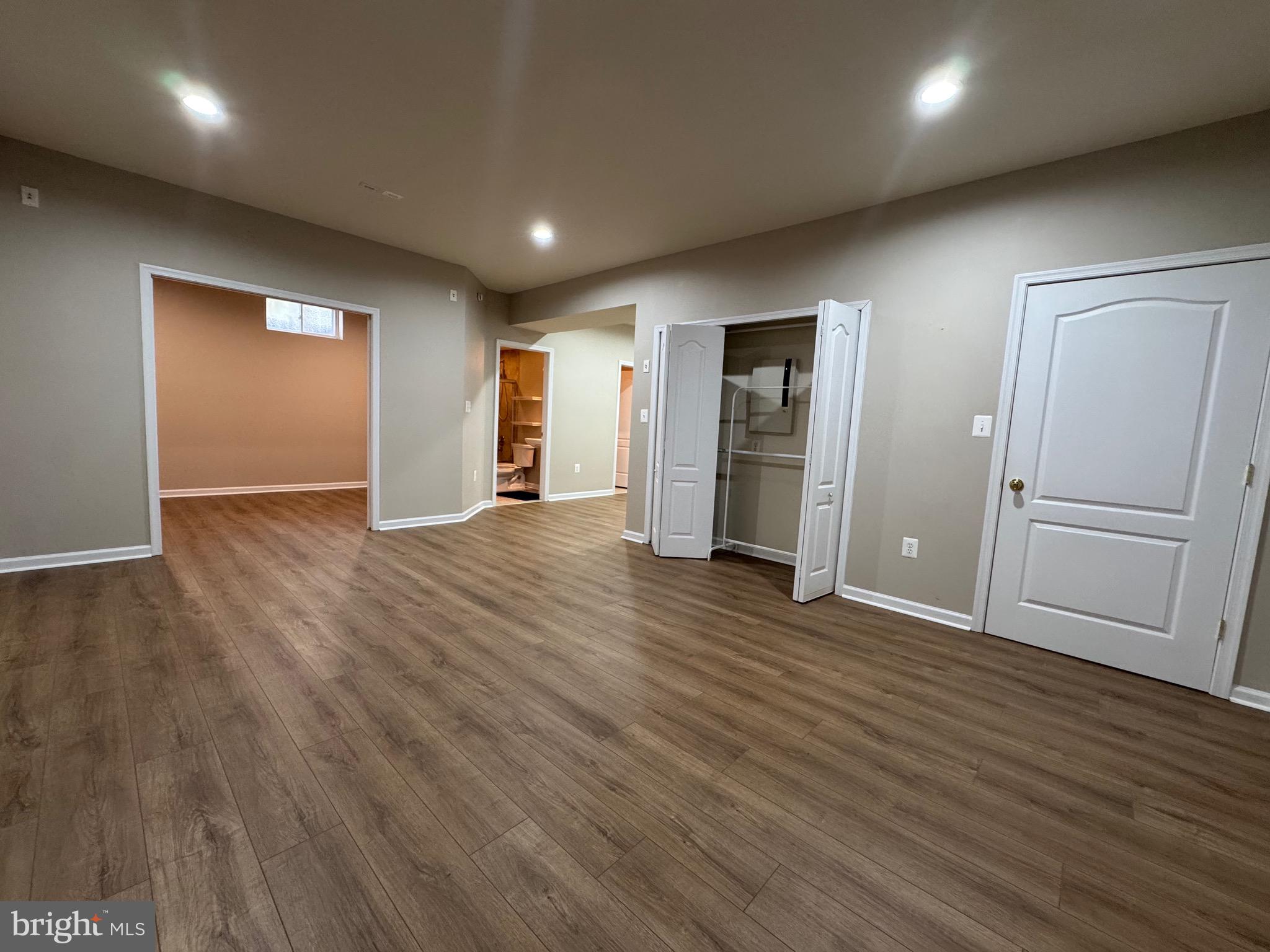 NEW BRISTOW VILLAGE - Residential