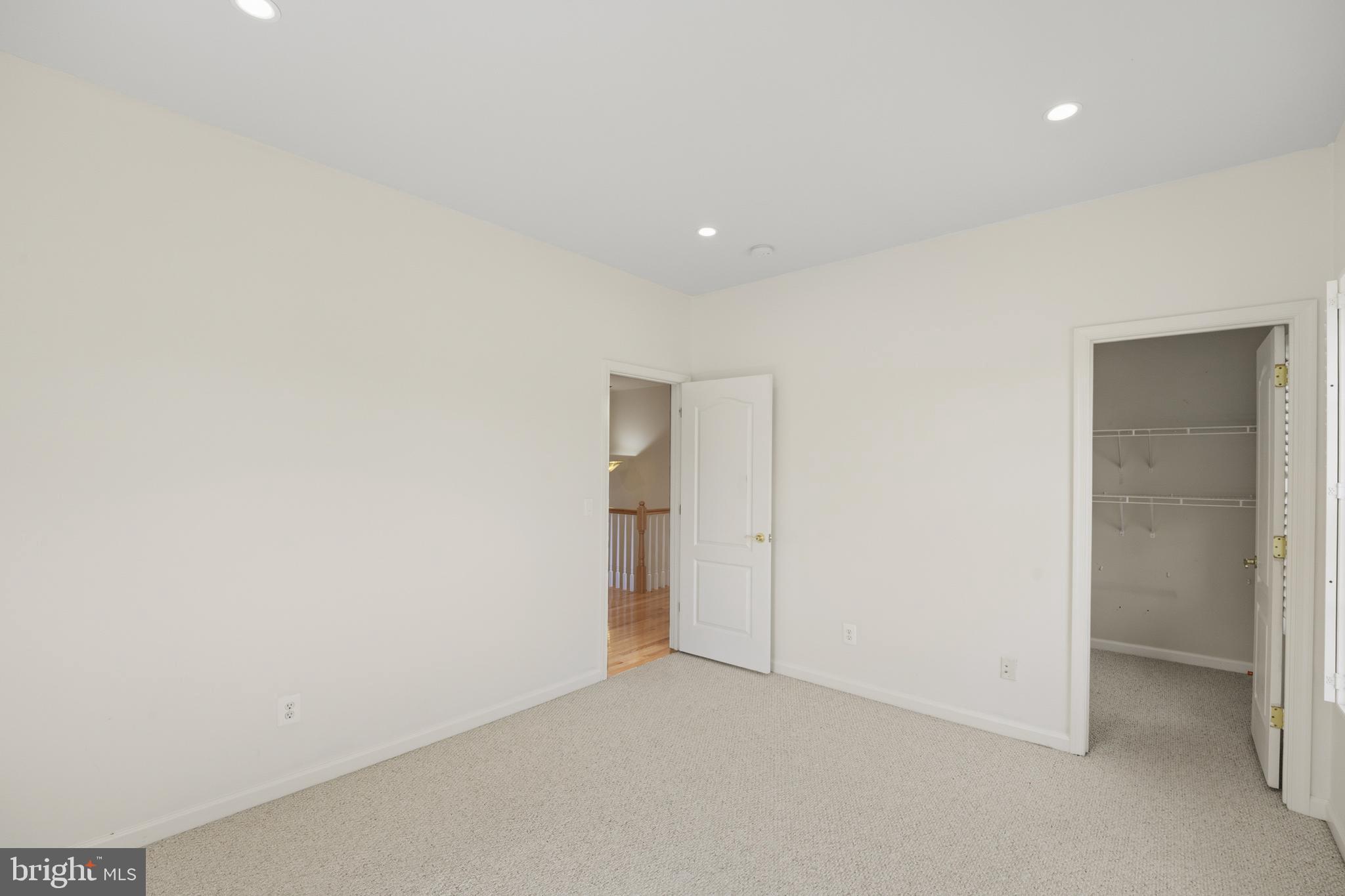 NEW BRISTOW VILLAGE - Residential