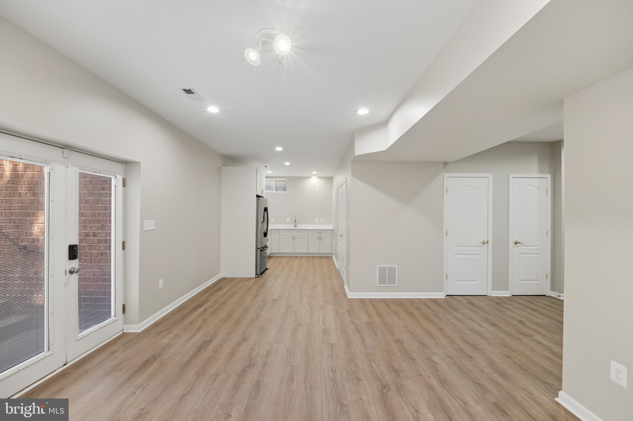 NEW BRISTOW VILLAGE - Residential