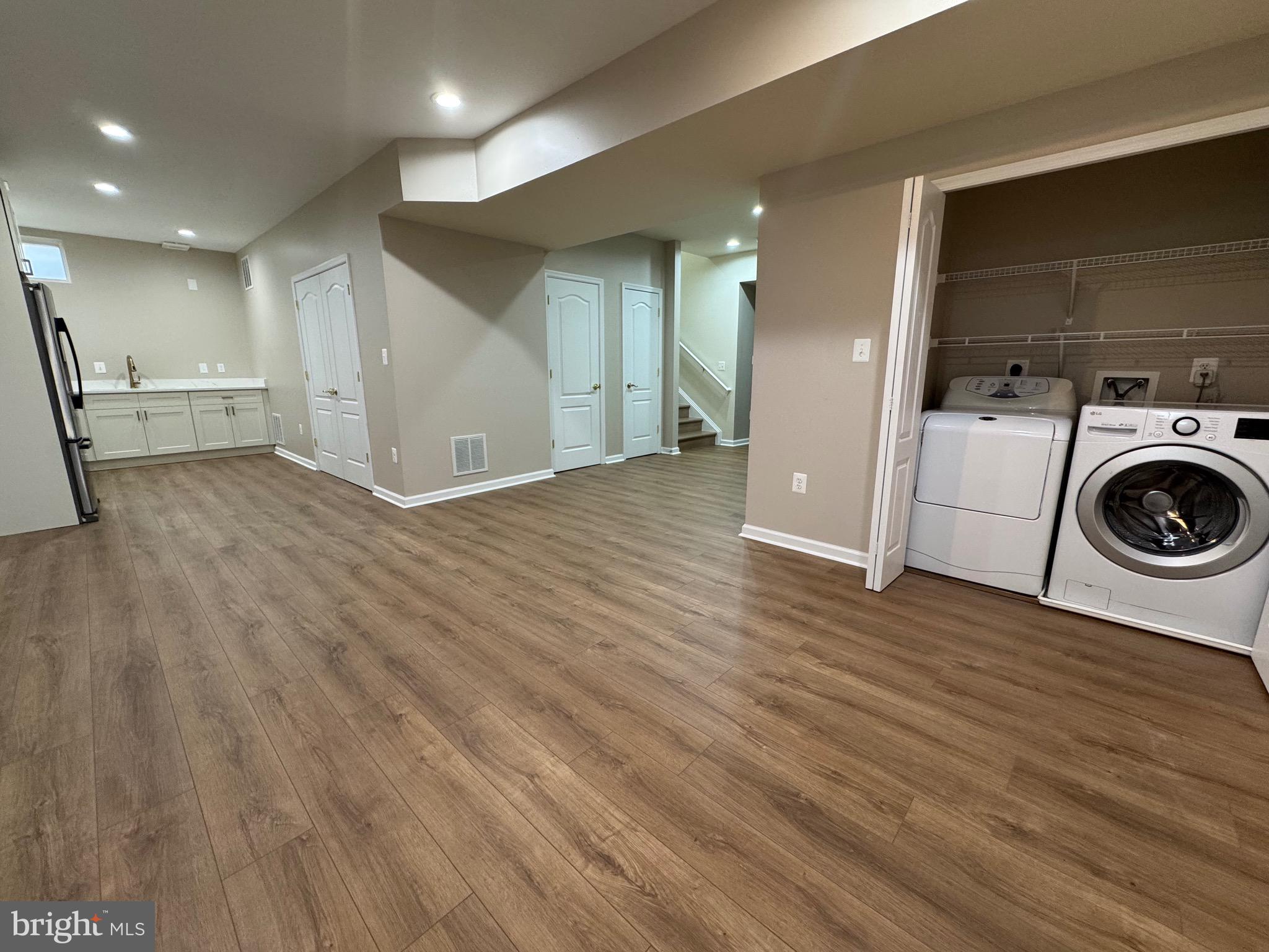 NEW BRISTOW VILLAGE - Residential