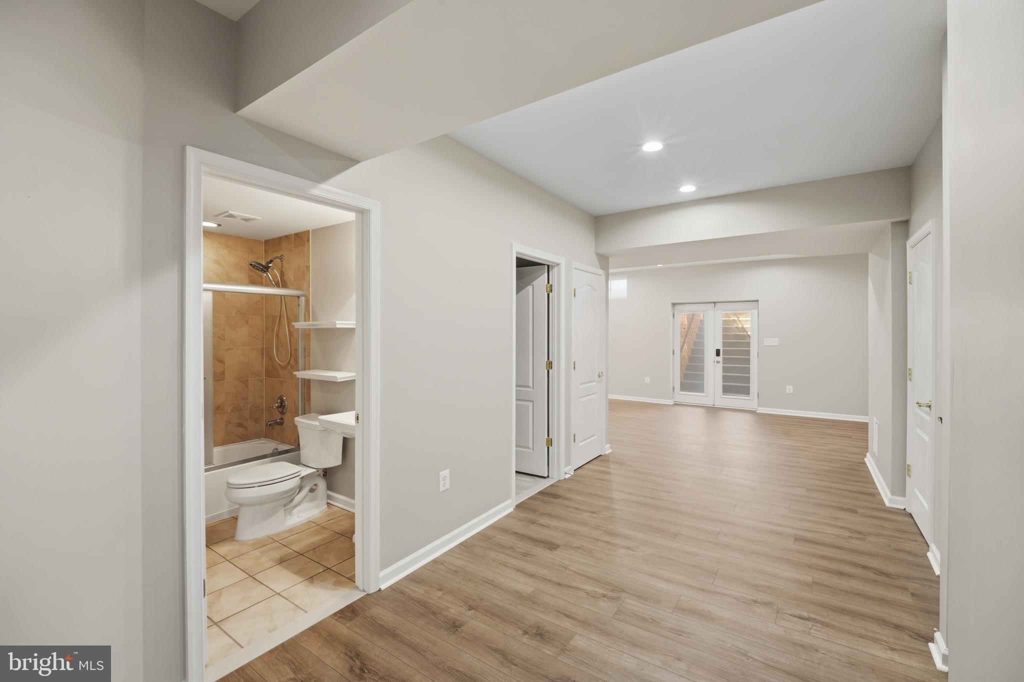 NEW BRISTOW VILLAGE - Residential