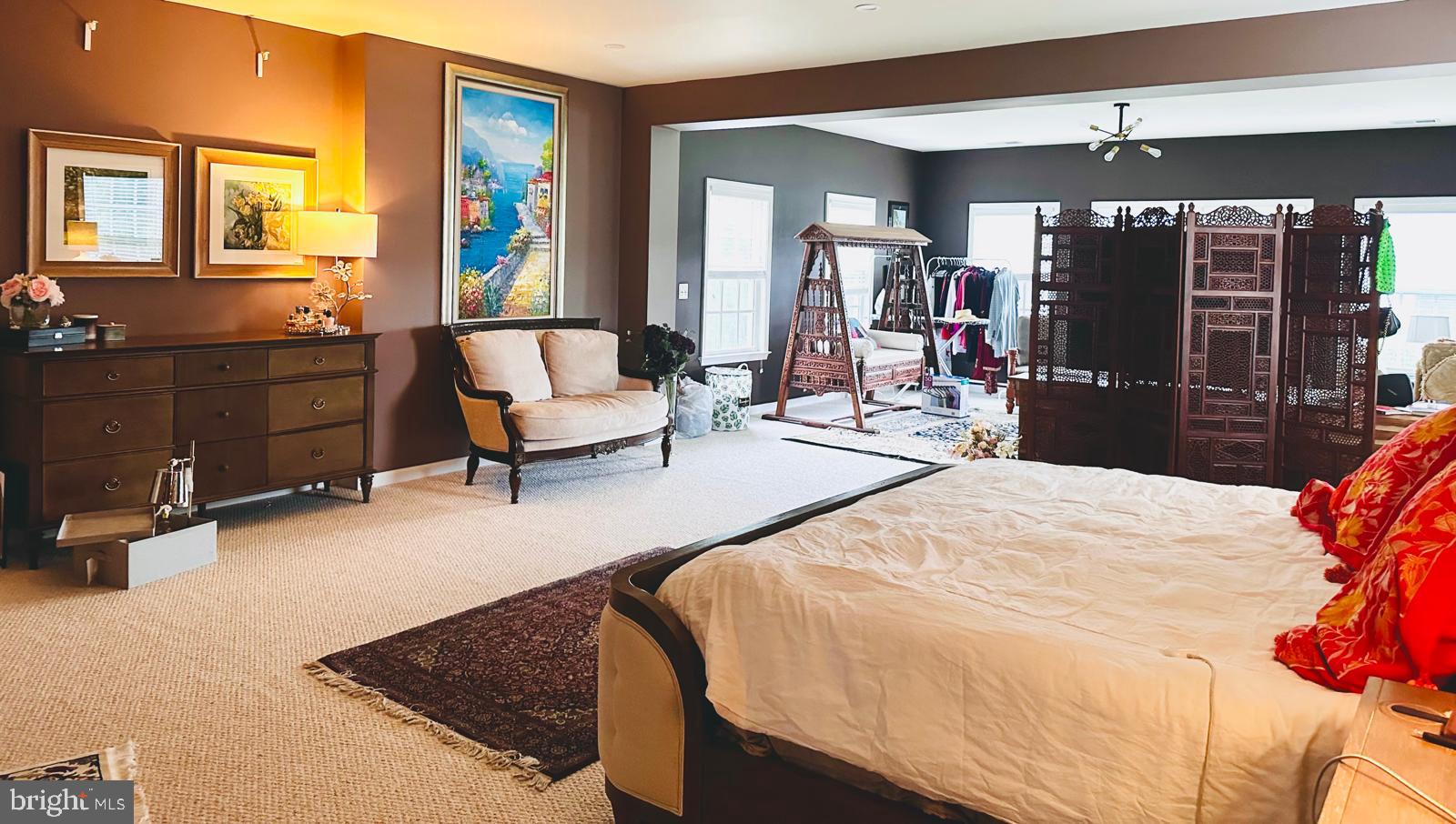 NEW BRISTOW VILLAGE - Residential