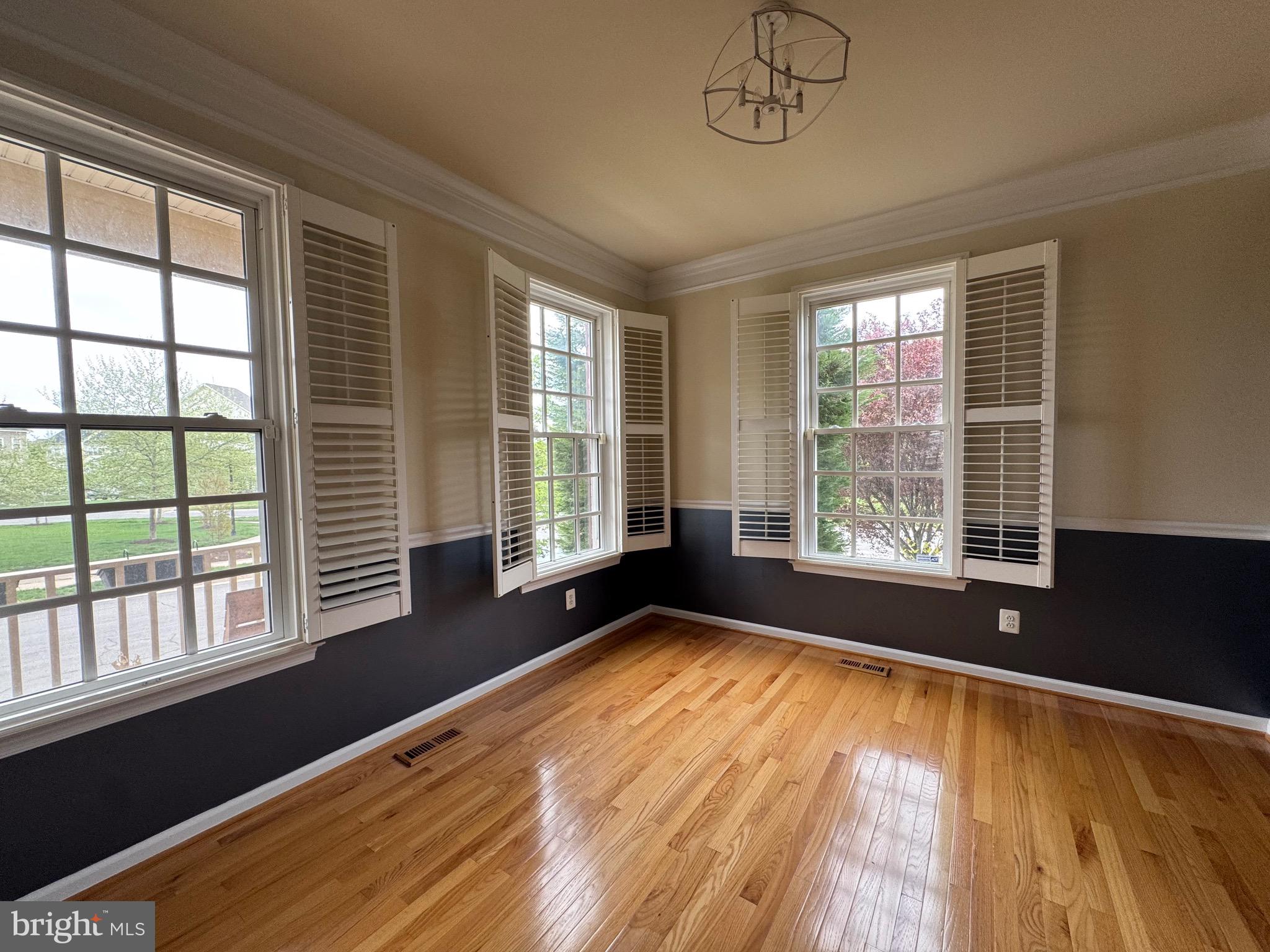 NEW BRISTOW VILLAGE - Residential