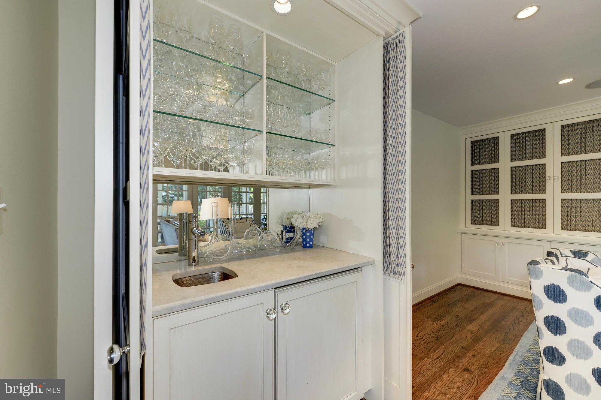 BELLE HAVEN - Residential