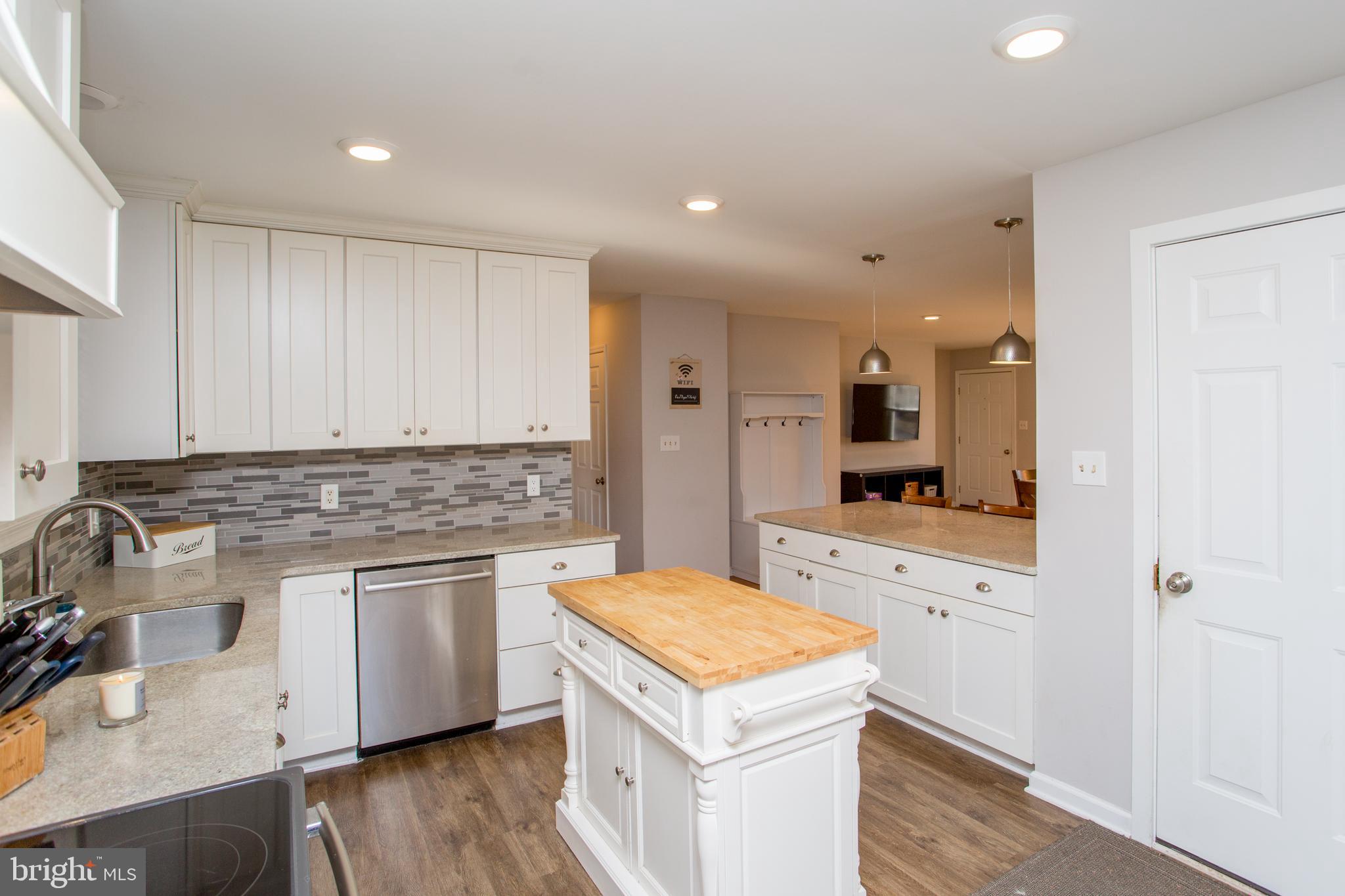 HIGHLAND TERR - Residential