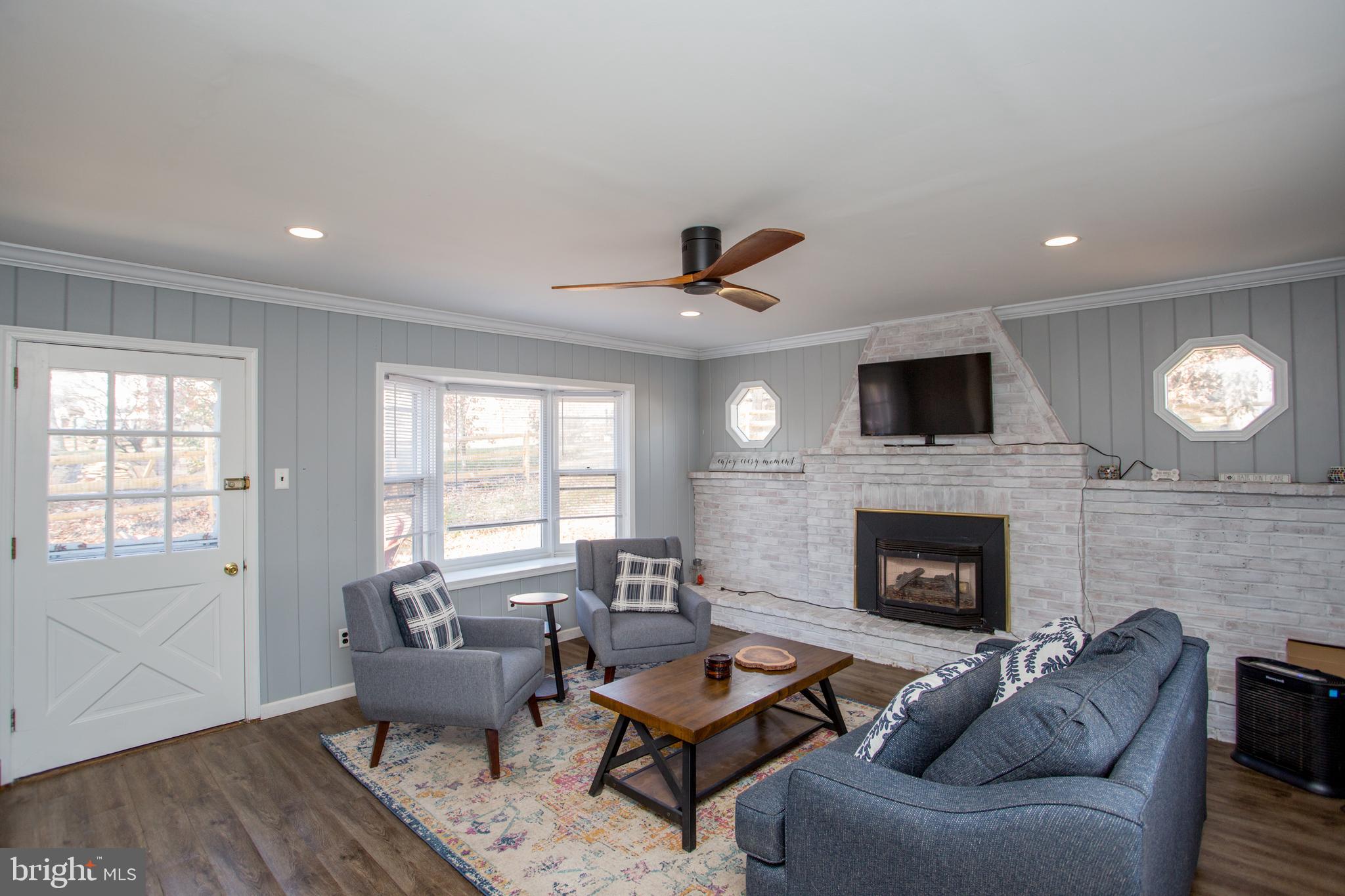 HIGHLAND TERR - Residential