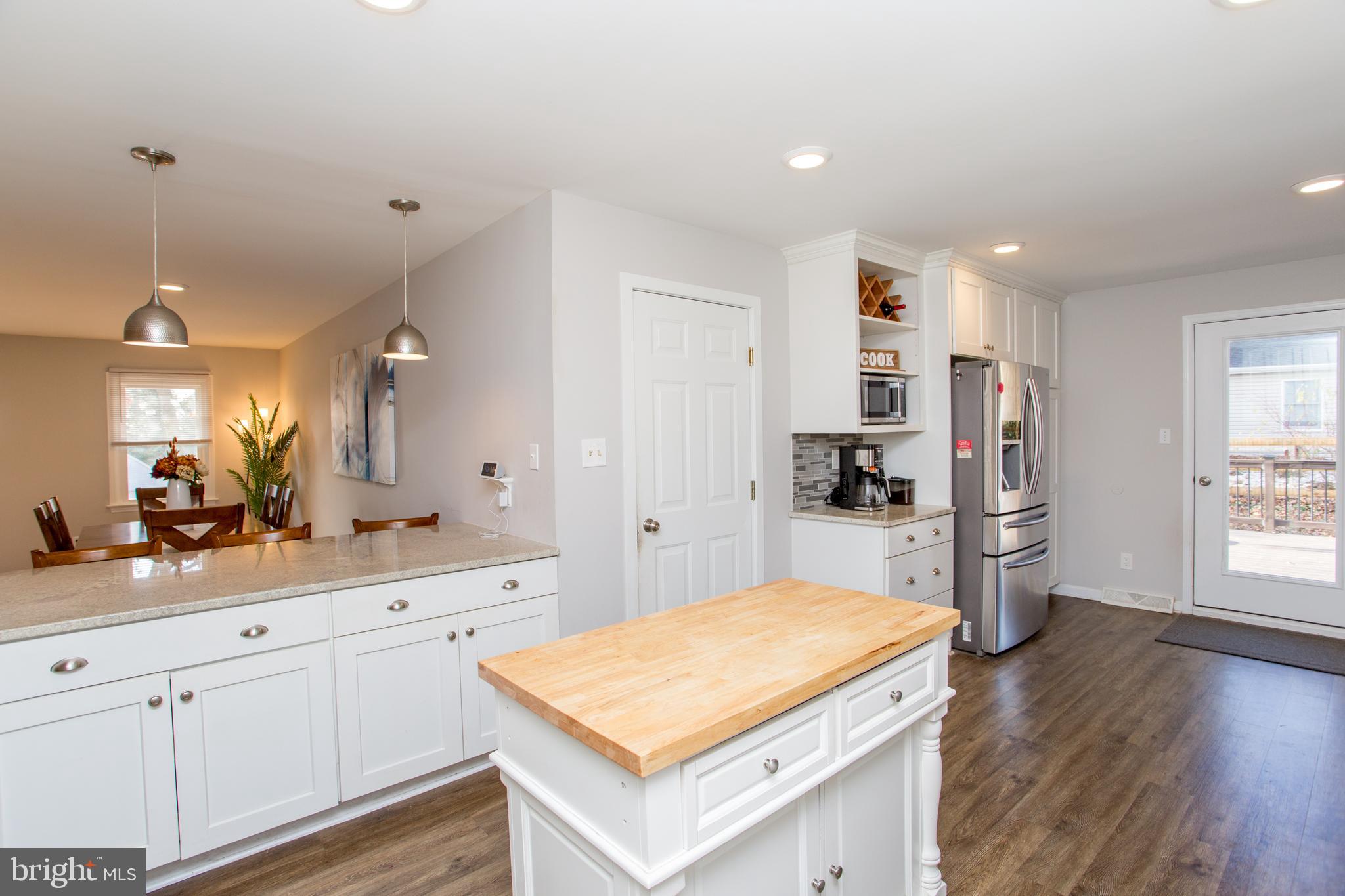 HIGHLAND TERR - Residential