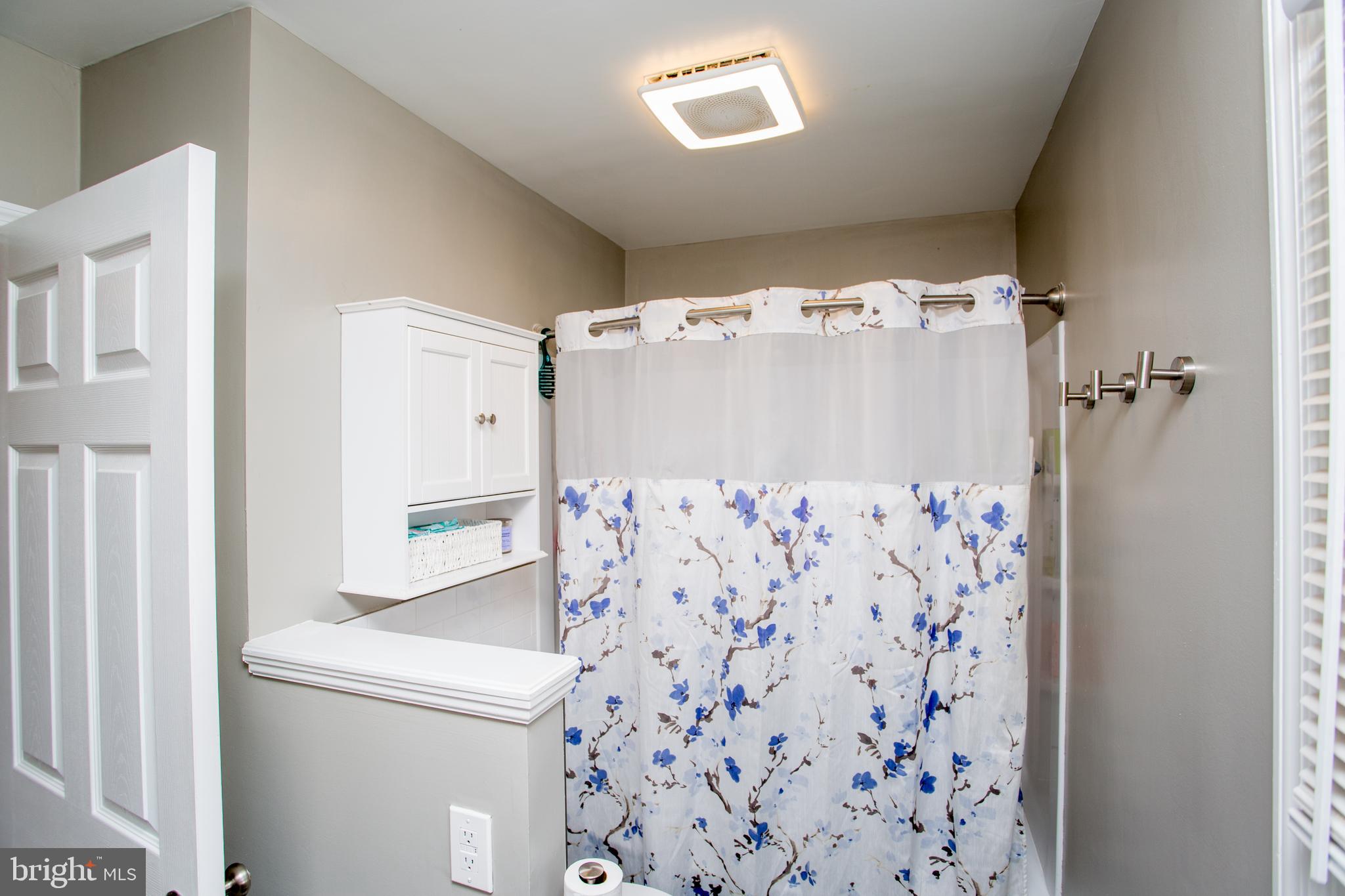 HIGHLAND TERR - Residential