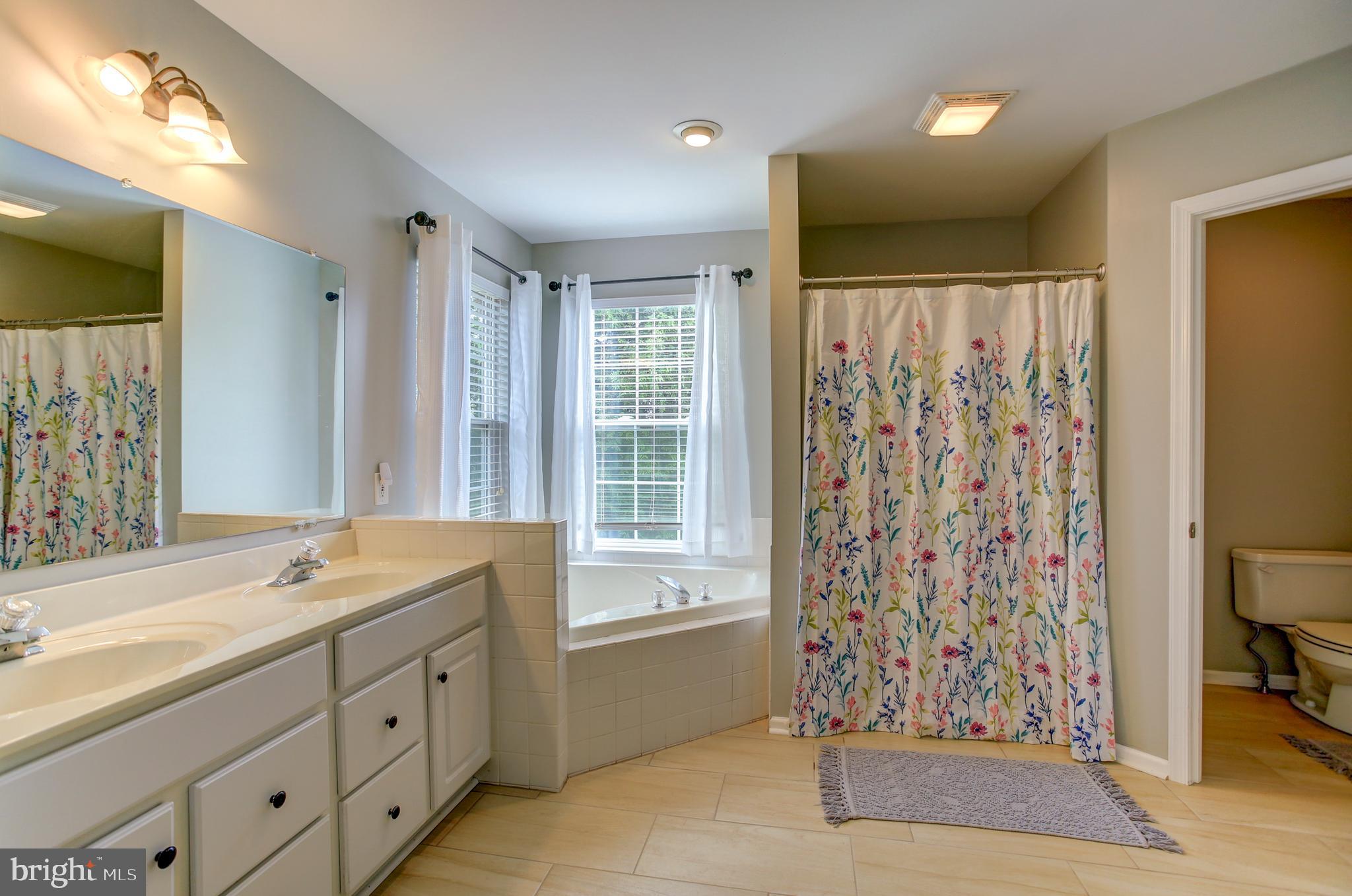 BRIAR BEND - Residential