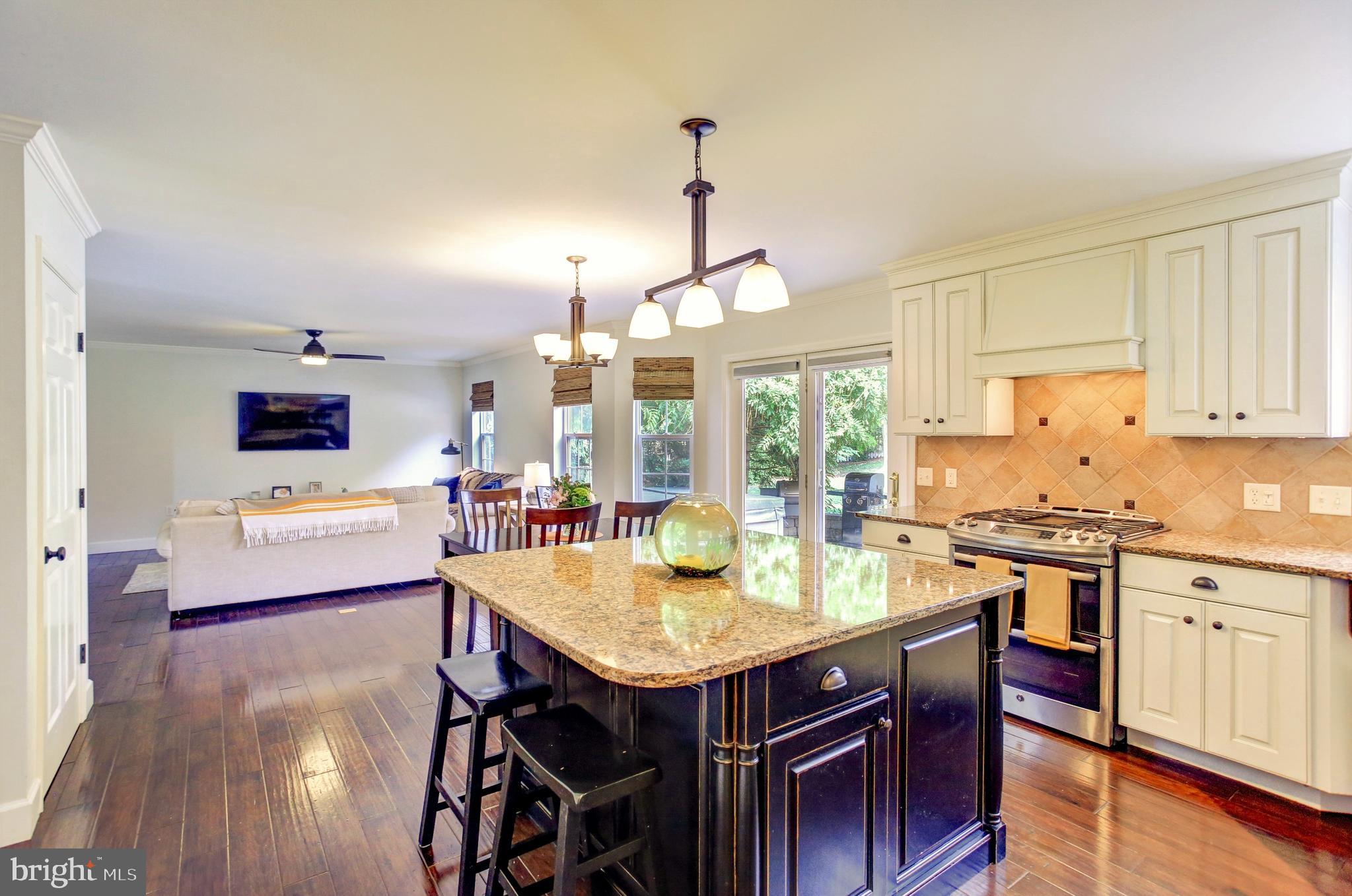 BRIAR BEND - Residential