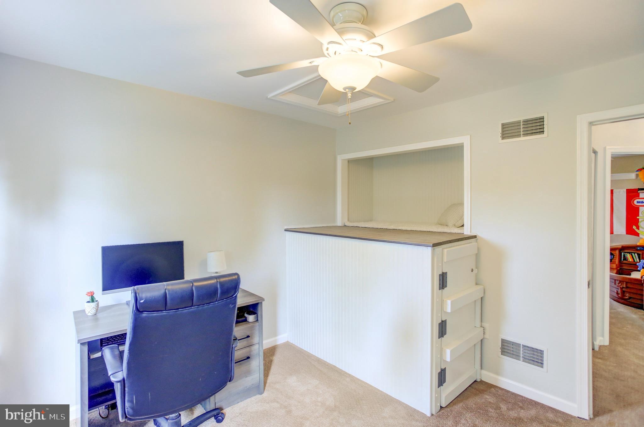 BRIAR BEND - Residential