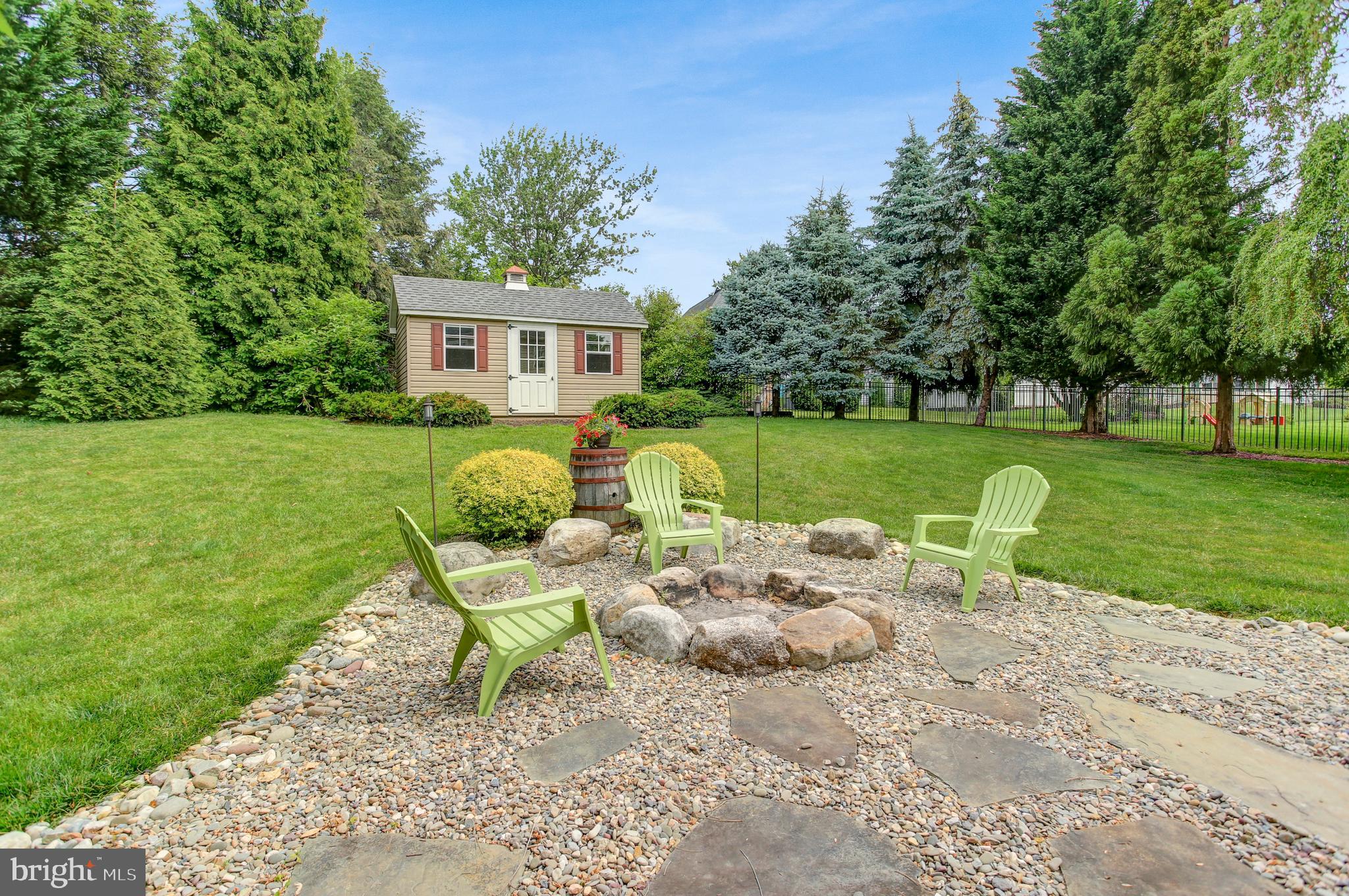 BRIAR BEND - Residential