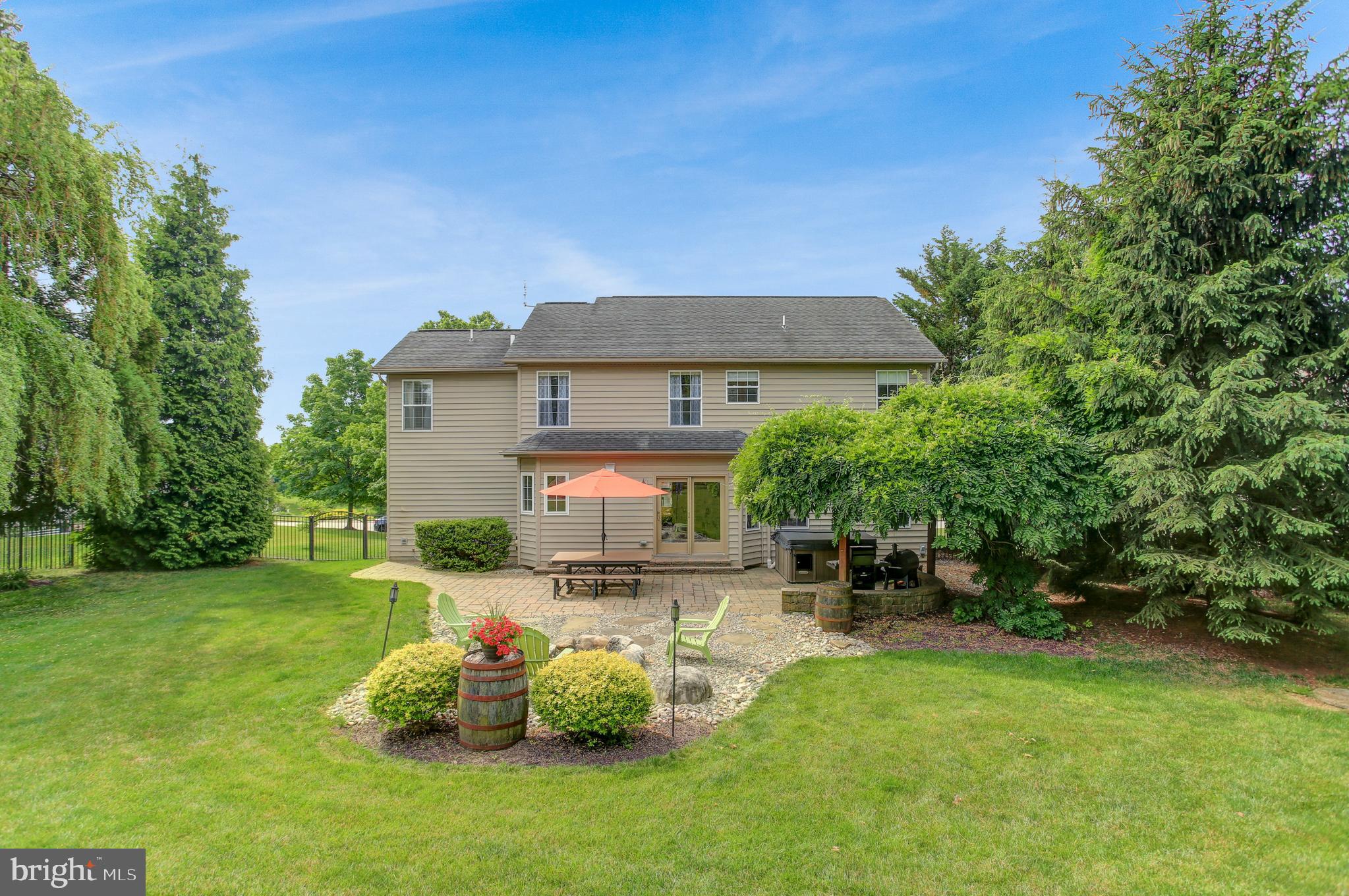 BRIAR BEND - Residential