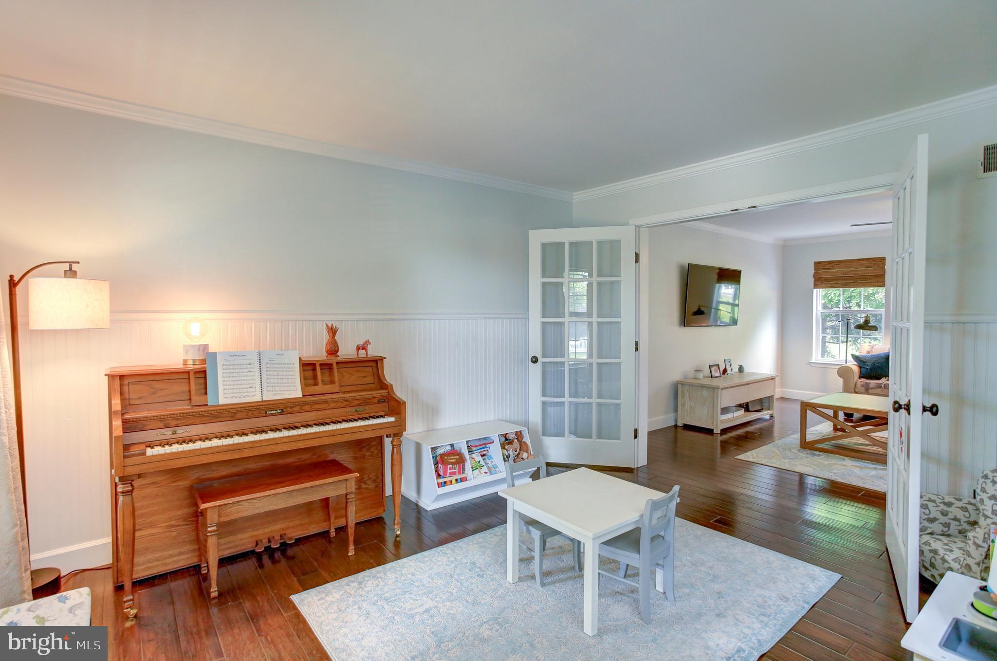 BRIAR BEND - Residential