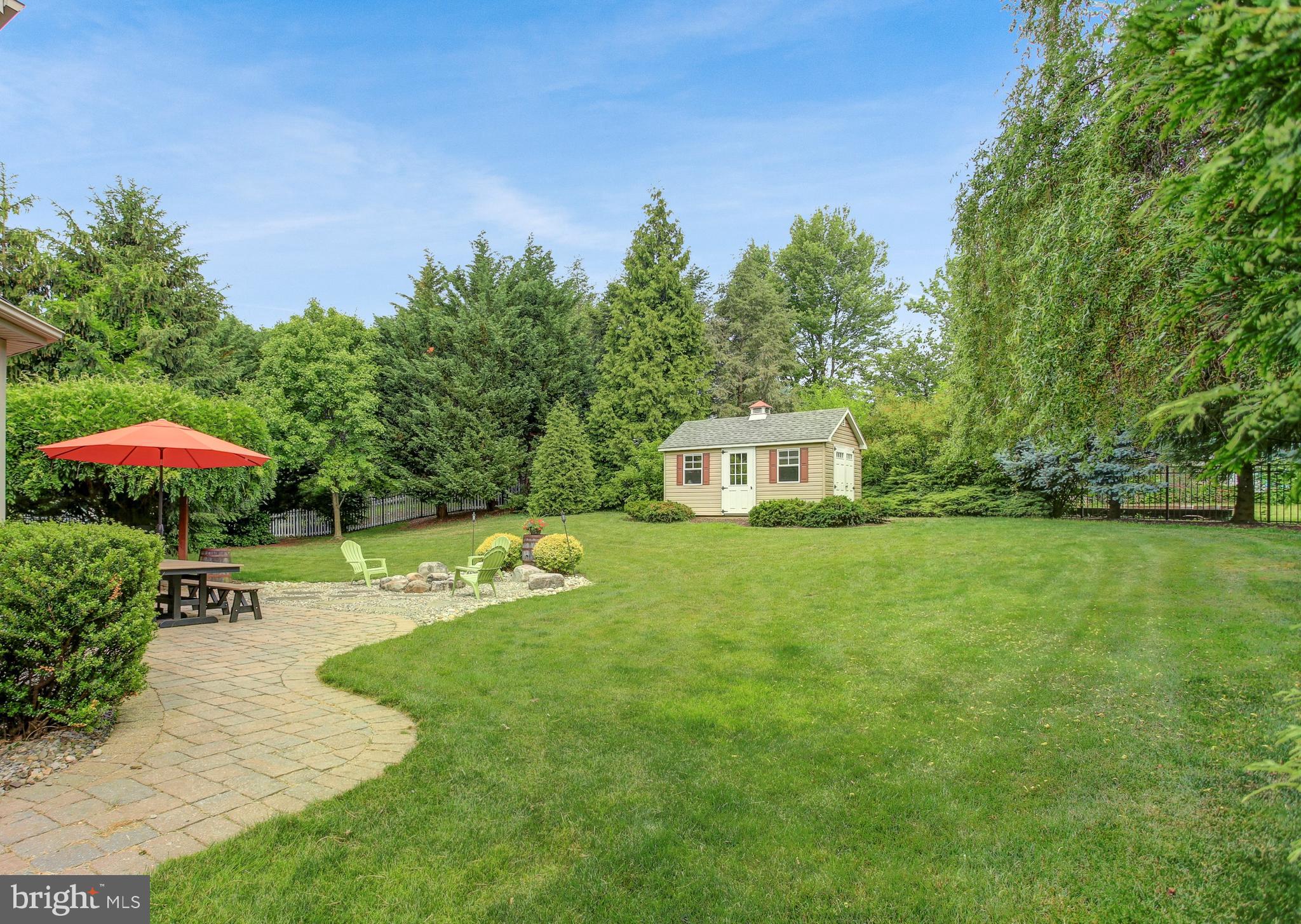 BRIAR BEND - Residential