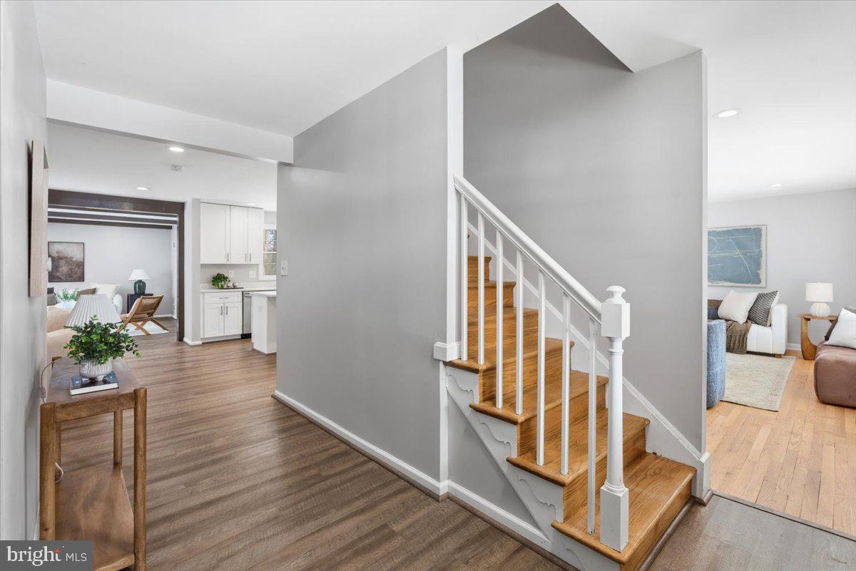 13314 VANESSA AVENUE