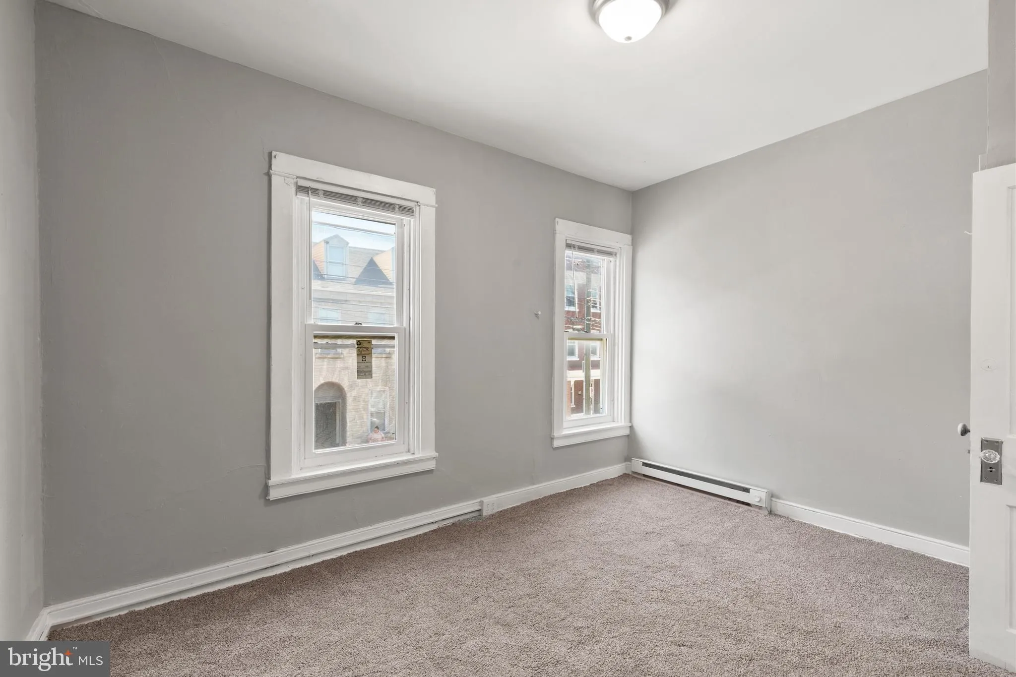 Lancaster, Pennsylvania 17603, United States, 3 Bedrooms Bedrooms, ,1 BathroomBathrooms,Residential,Active,90641