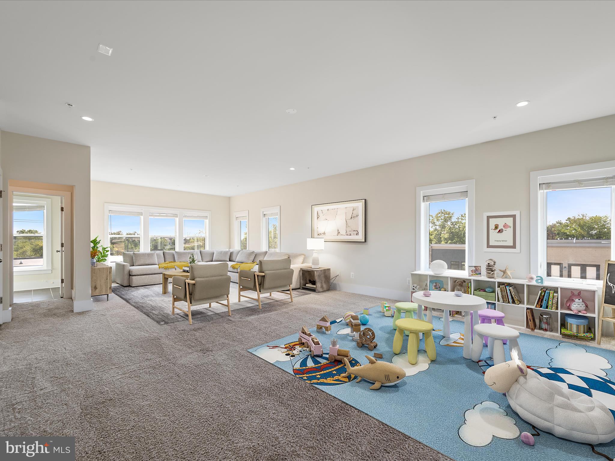 ASHBURN OVERLOOK - Residential