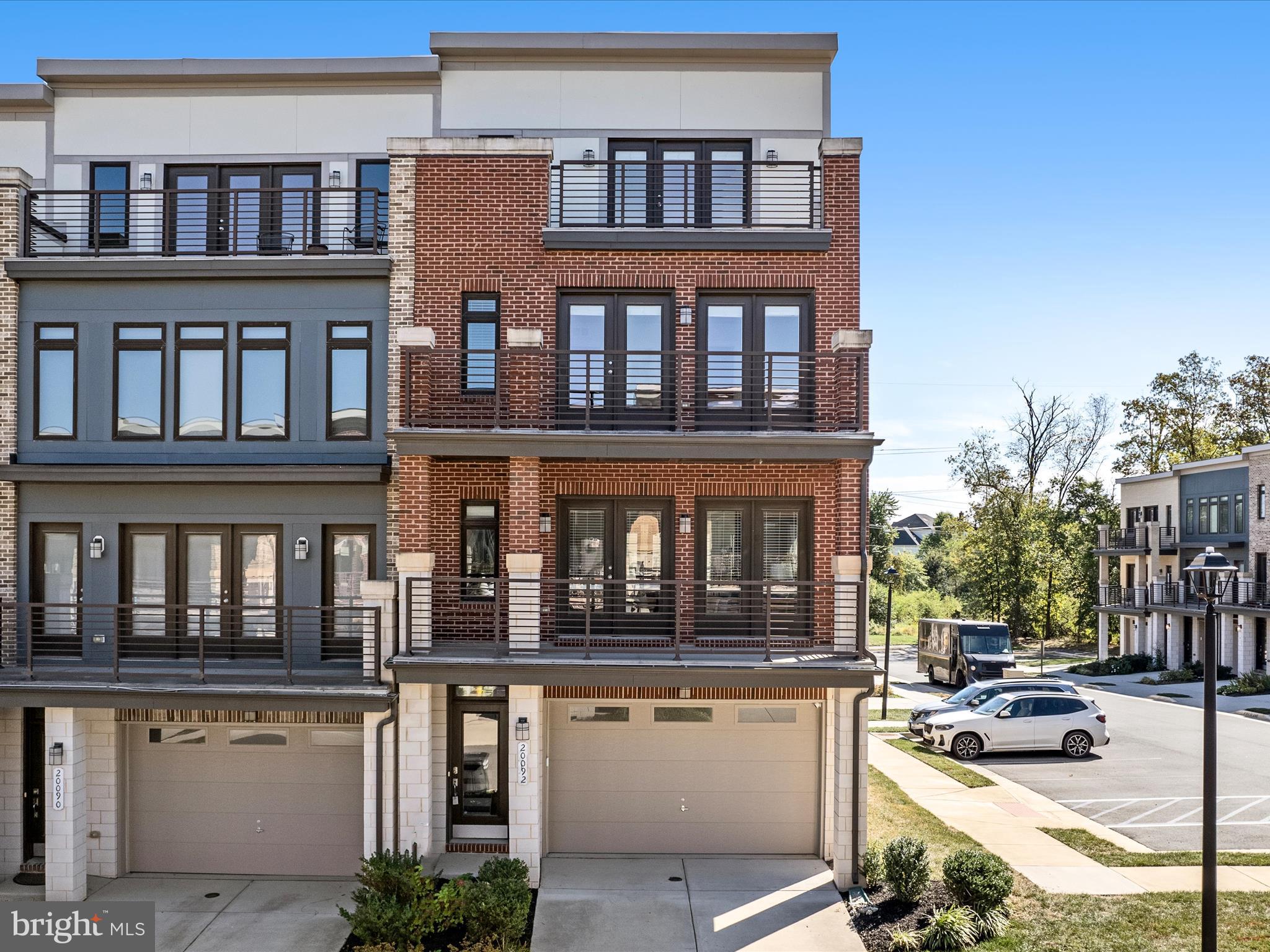 ASHBURN OVERLOOK - Residential