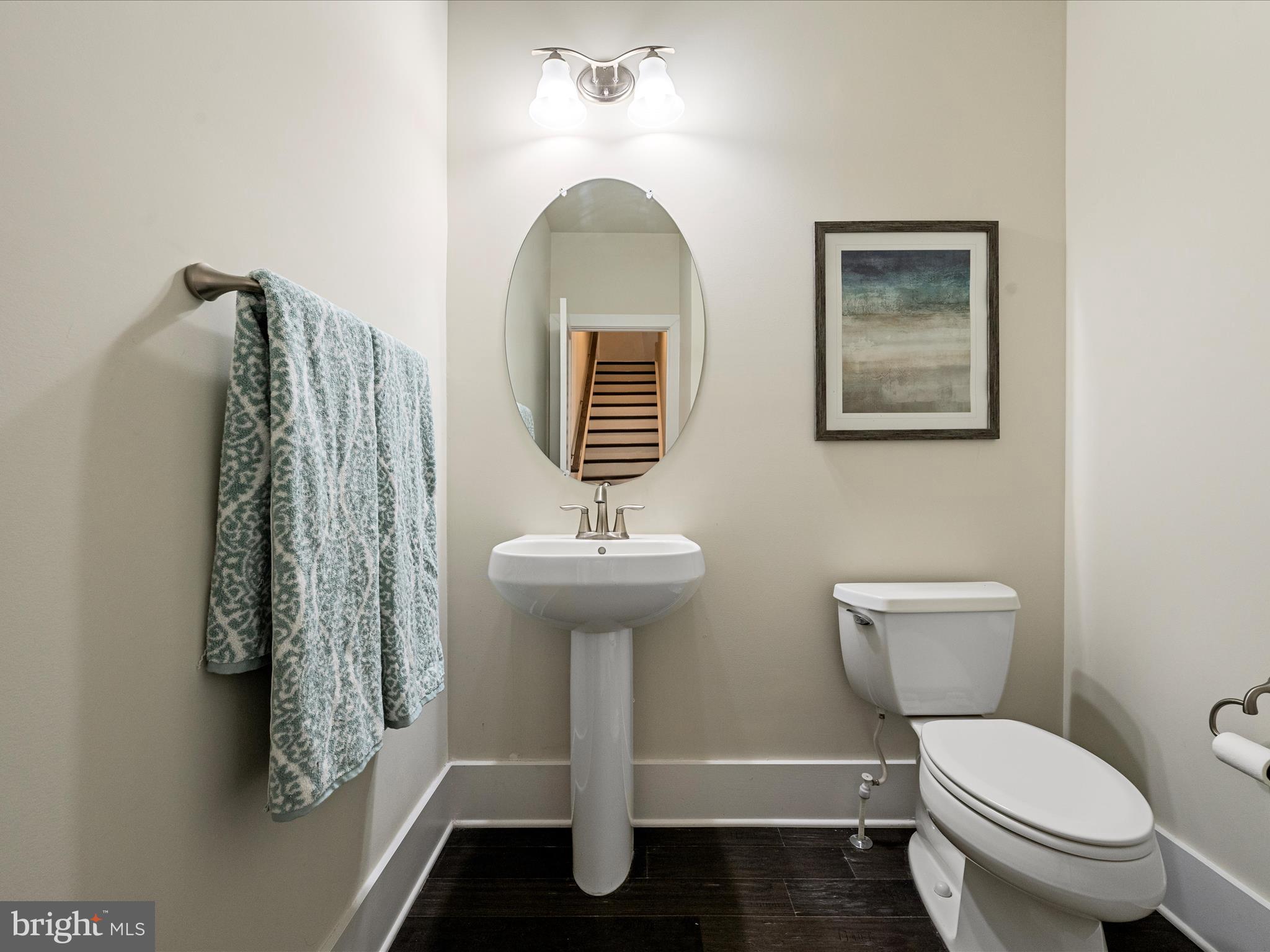 ASHBURN OVERLOOK - Residential