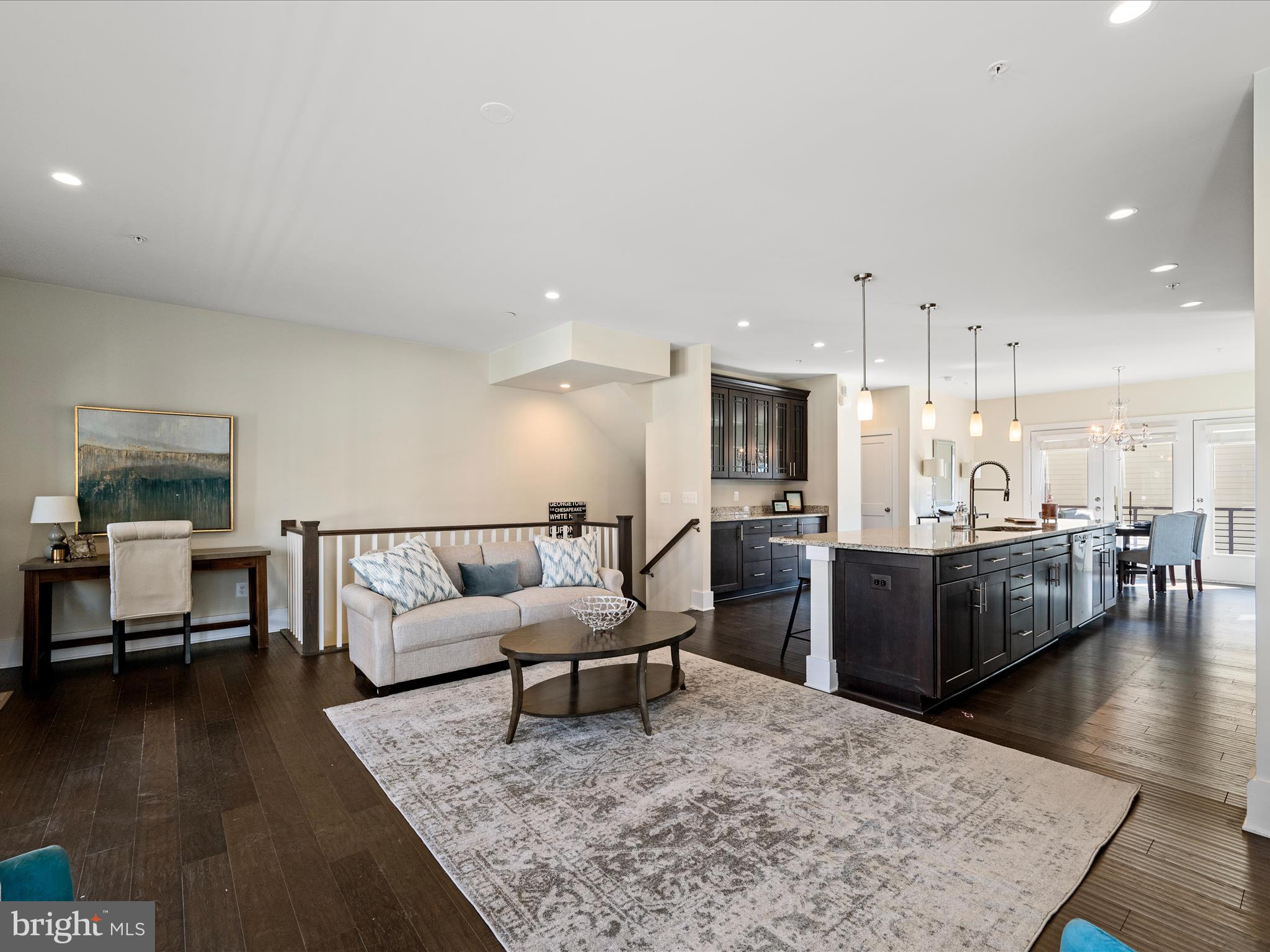 ASHBURN OVERLOOK - Residential