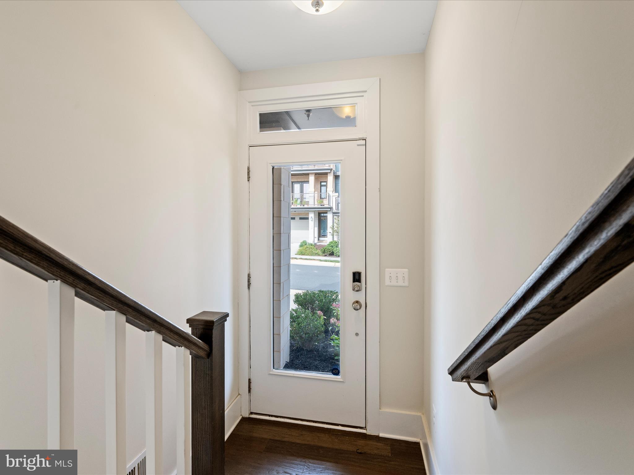 ASHBURN OVERLOOK - Residential