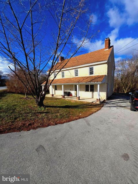 2281 HORSESHOE PIKE HONEY BROOK PA 19344