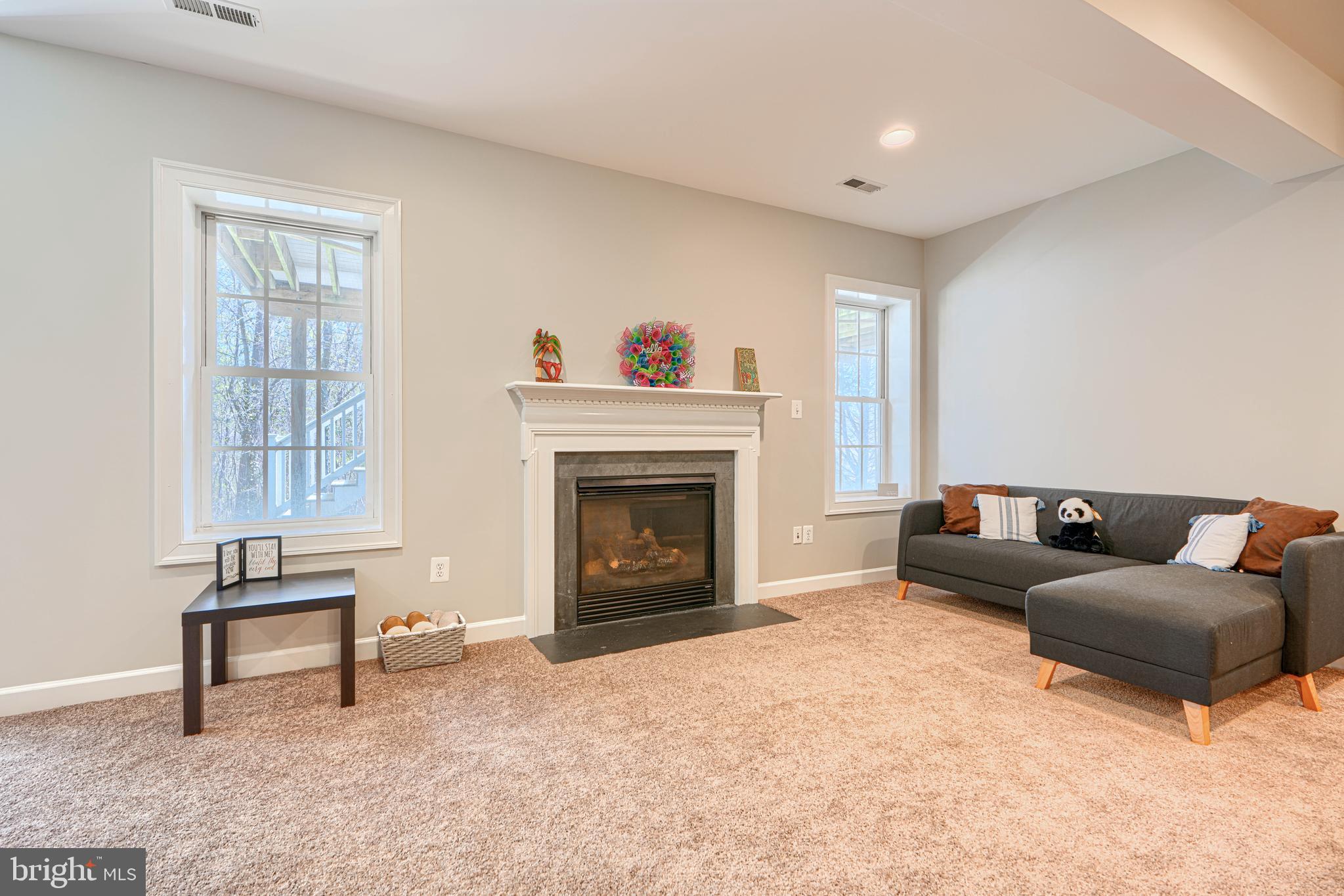 PERRY HALL - Residential