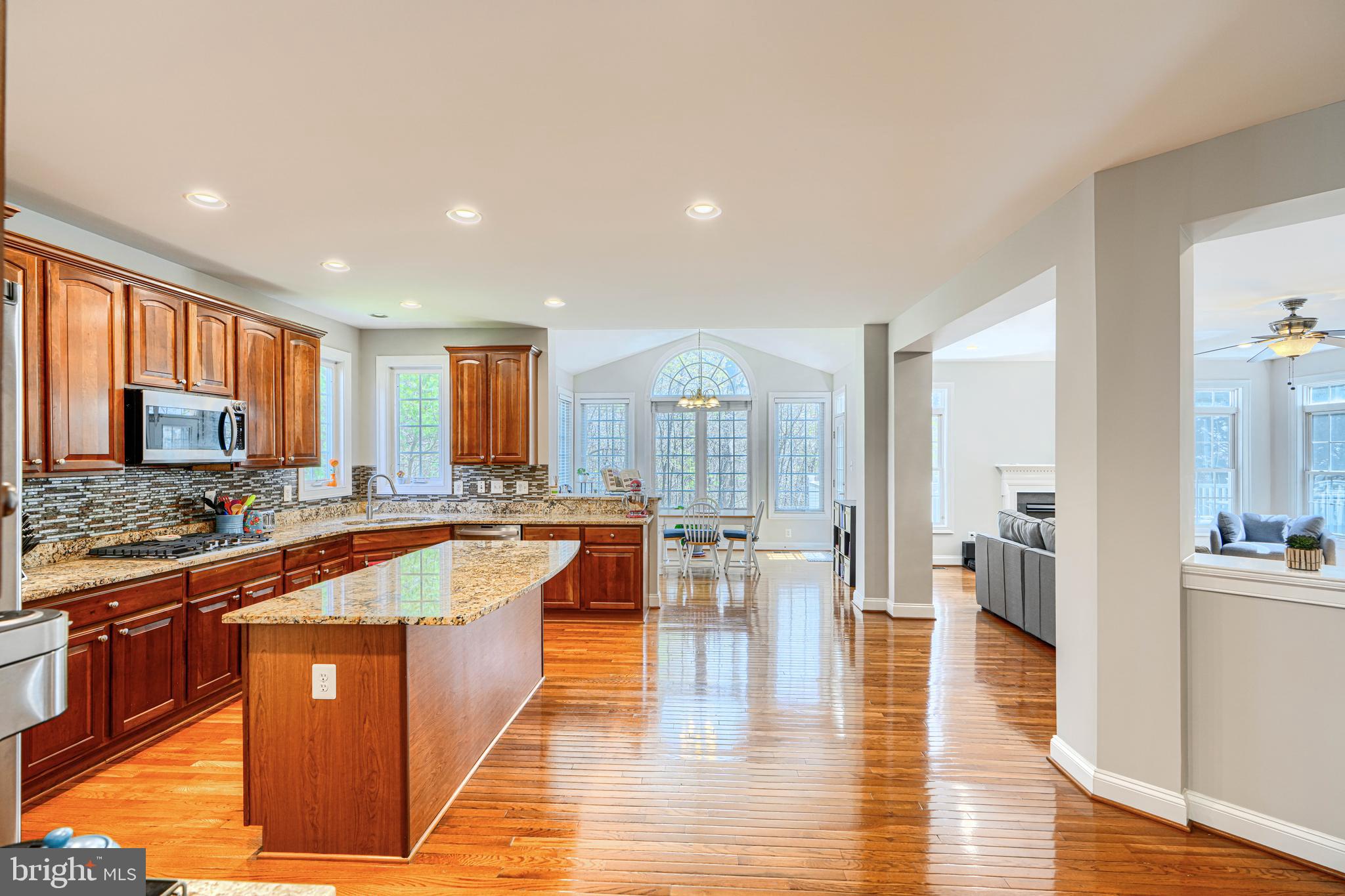 PERRY HALL - Residential